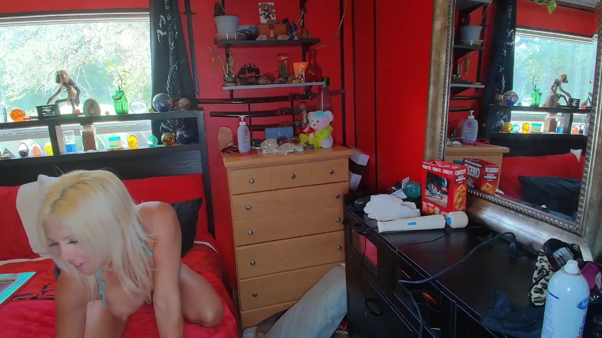 Gallery image thumbnail from HollyHanna's myfreecams stream on, 07/30/2025, 22:50 image 18 of 20