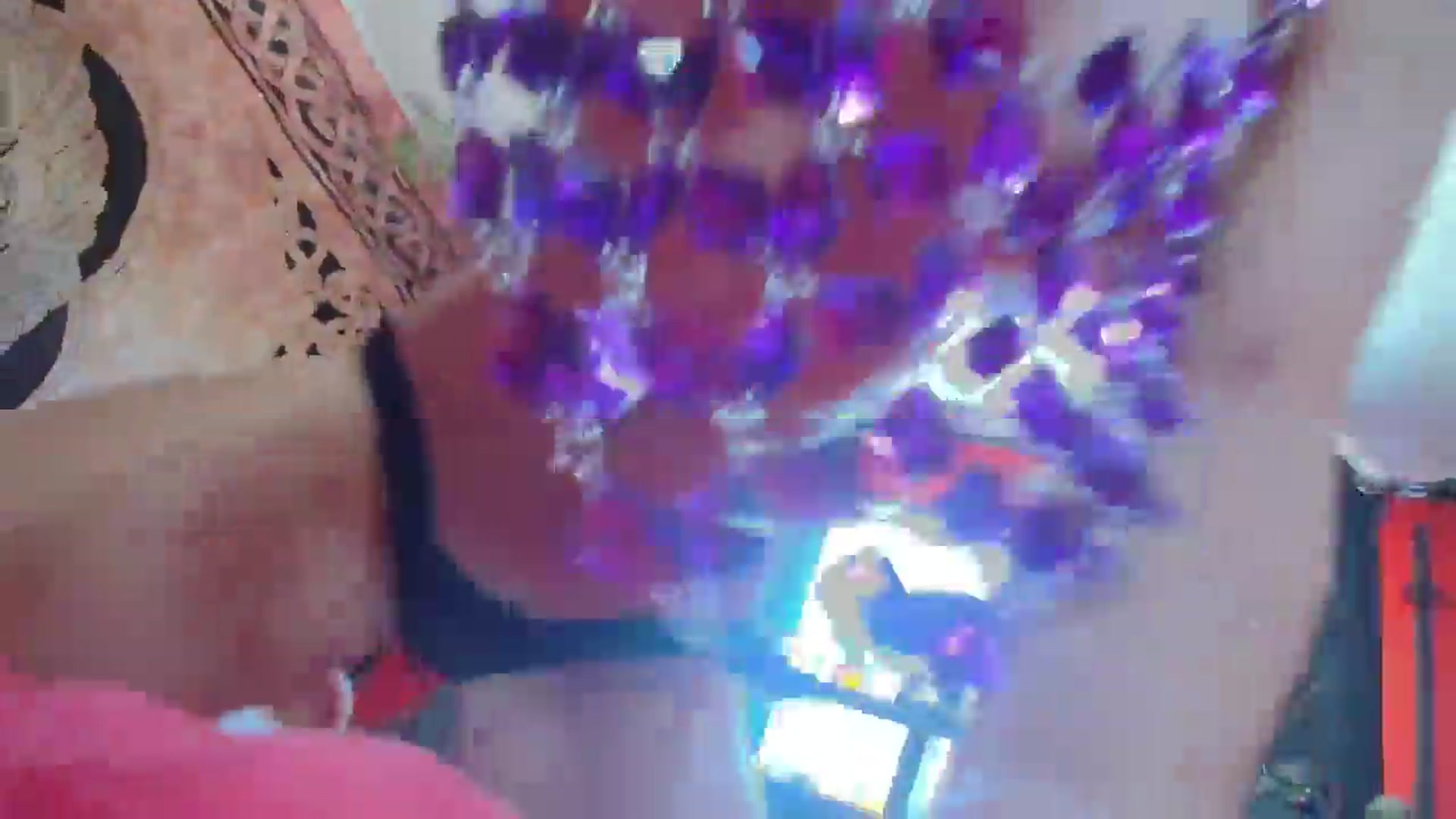 Gallery image thumbnail from HollyHanna's myfreecams stream on, 08/02/2025, 17:06 image 8 of 20