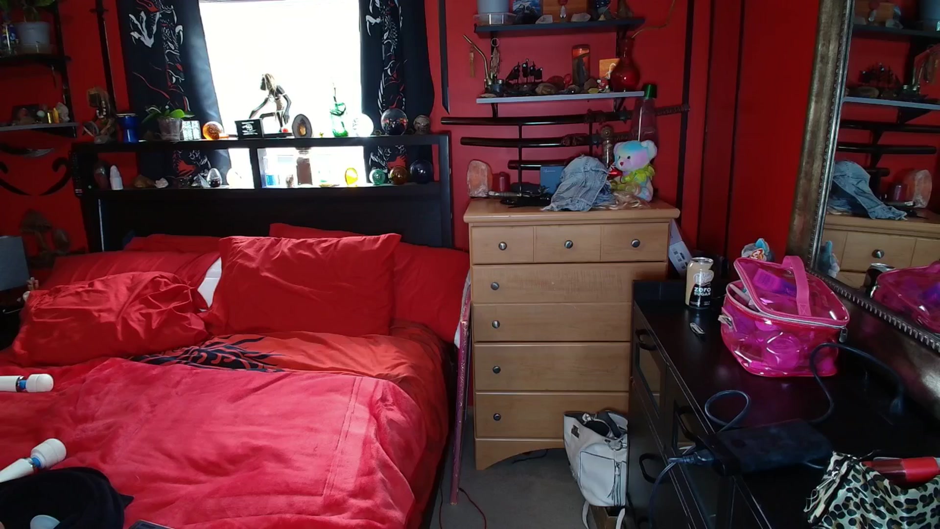 Gallery image thumbnail from HollyHanna's myfreecams stream on, 08/15/2025, 19:35 image 7 of 20