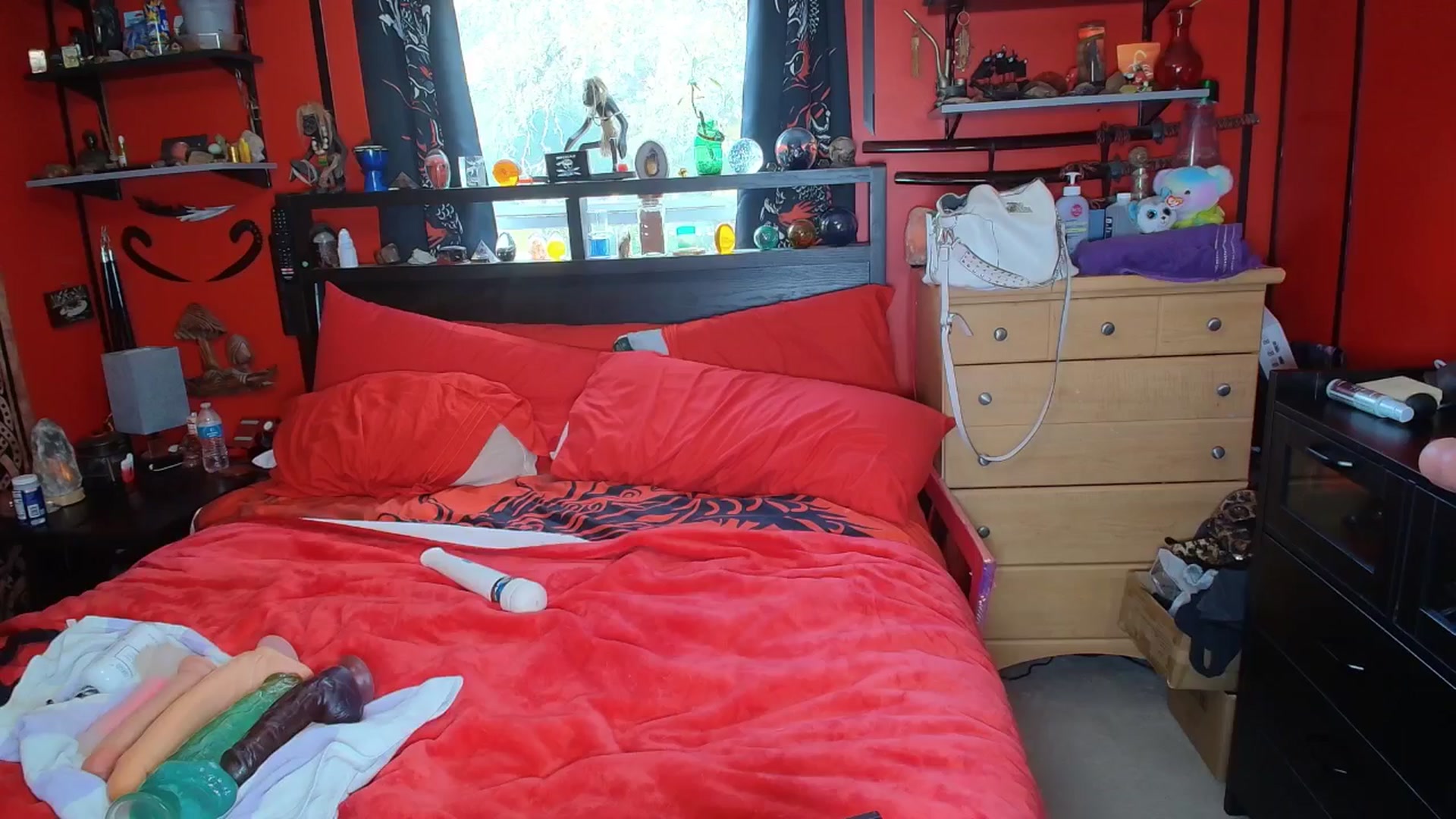 Gallery image thumbnail from HollyHanna's myfreecams stream on, 09/02/2025, 23:57 image 12 of 20