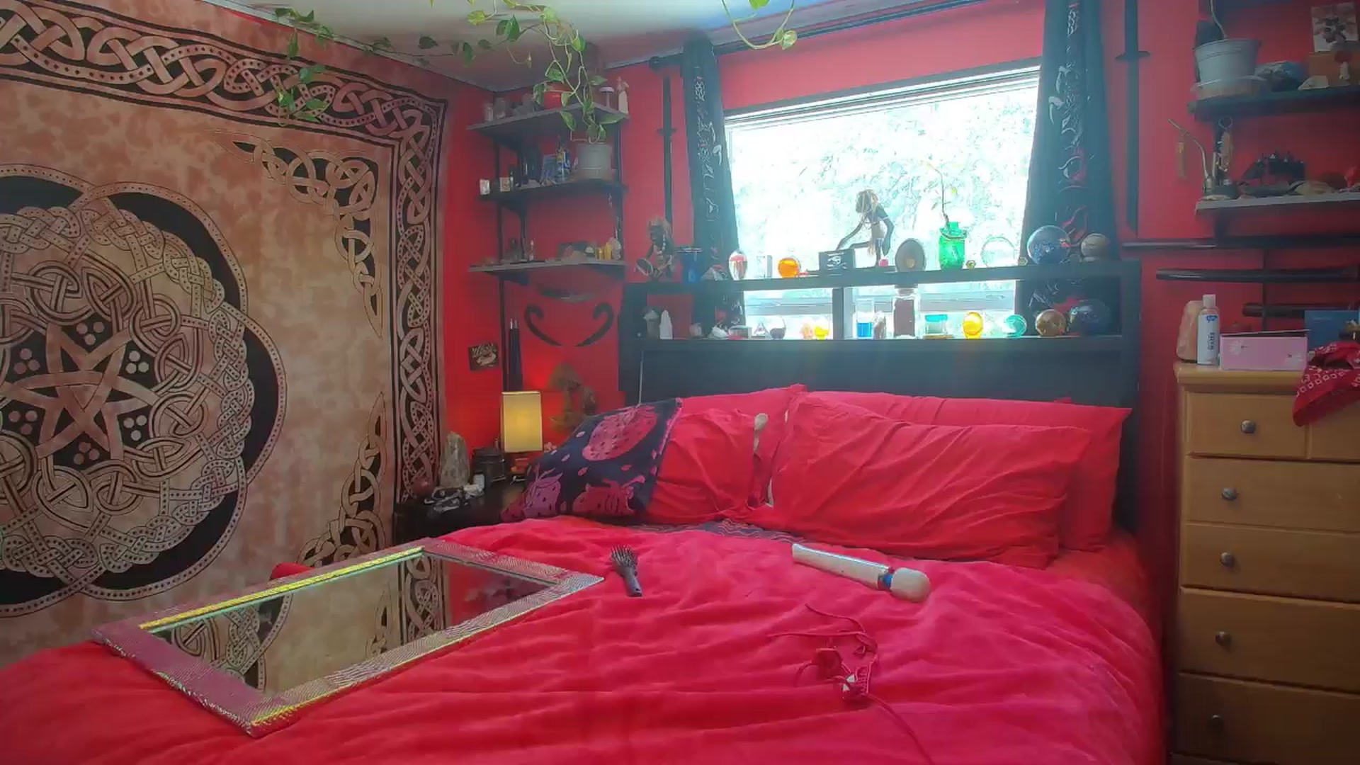 Gallery image thumbnail from HollyHanna's myfreecams stream on, 09/24/2025, 18:48 image 11 of 20
