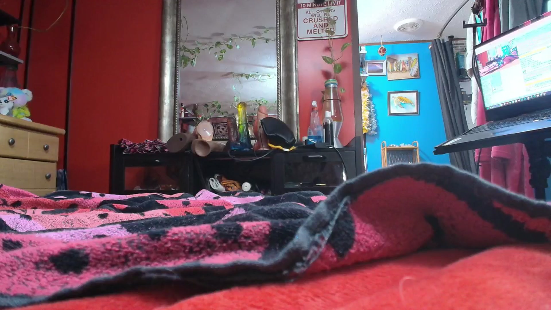 Gallery image thumbnail from HollyHanna's myfreecams stream on, 09/26/2025, 02:32 image 6 of 20