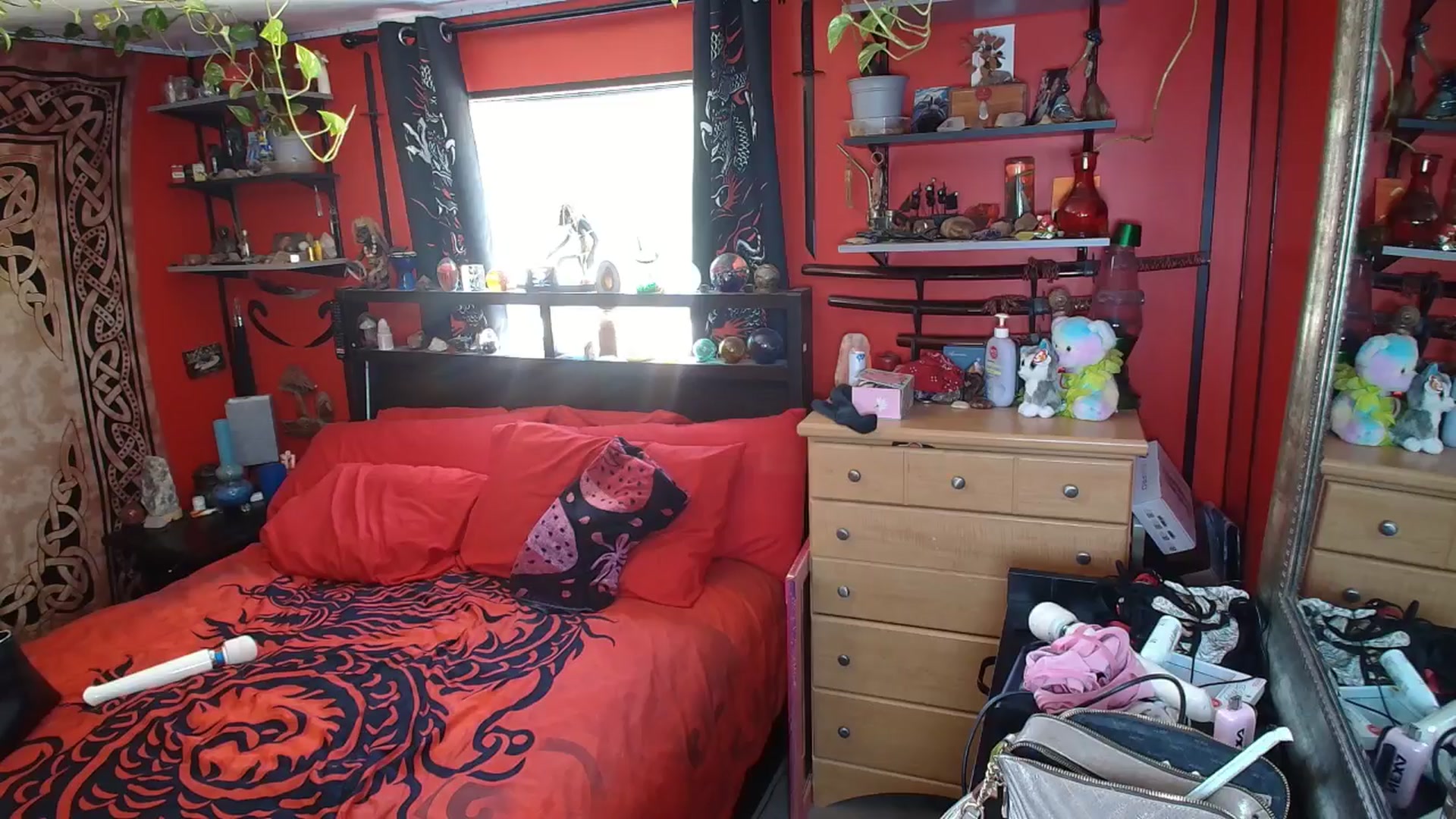 Gallery image thumbnail from HollyHanna's myfreecams stream on, 10/03/2025, 22:31 image 5 of 20