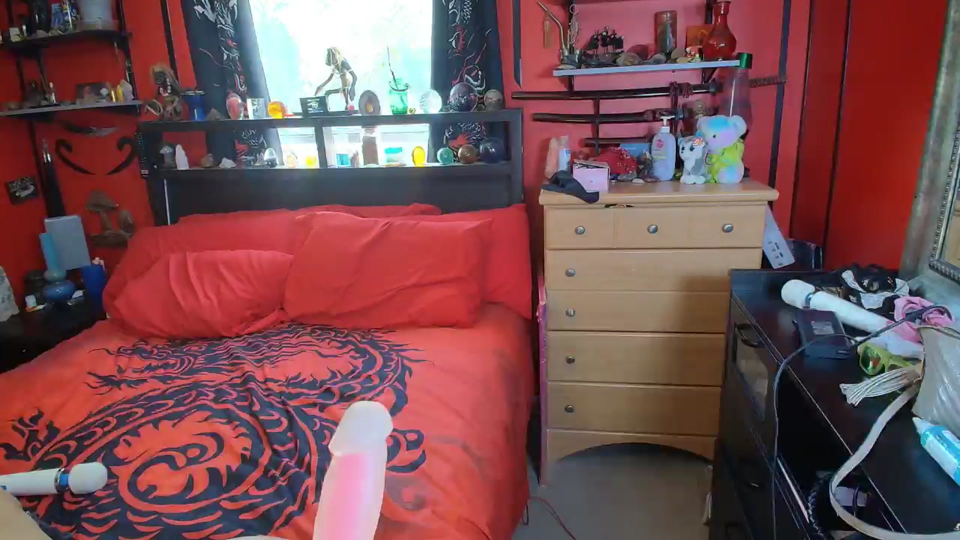 Gallery image thumbnail from HollyHanna's myfreecams stream on, 10/03/2025, 22:31 image 20 of 20
