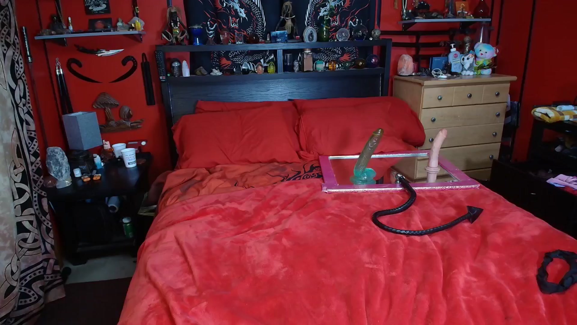 Gallery image thumbnail from HollyHanna's myfreecams stream on, 10/22/2025, 01:07 image 13 of 20