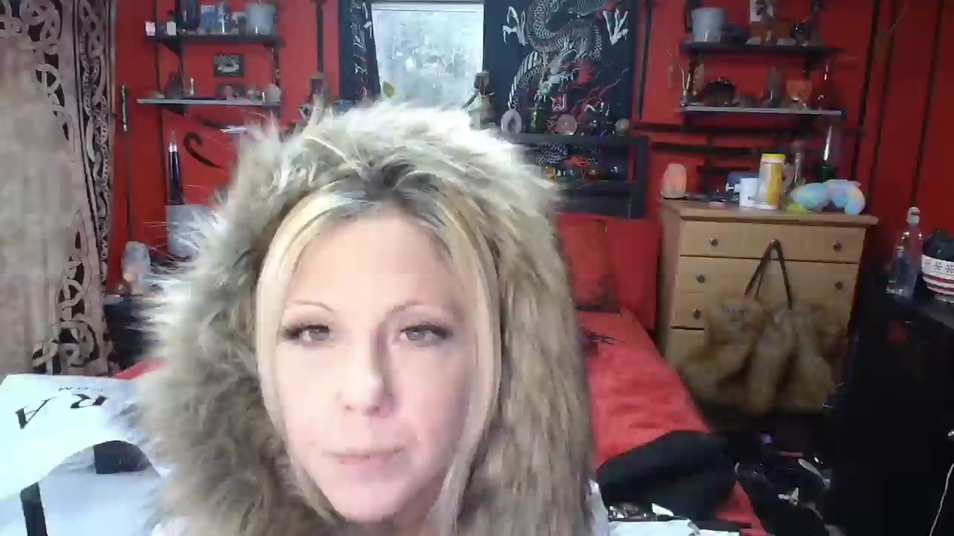 Gallery image thumbnail from HollyHanna's myfreecams stream on, 12/16/2025, 22:44 image 17 of 20