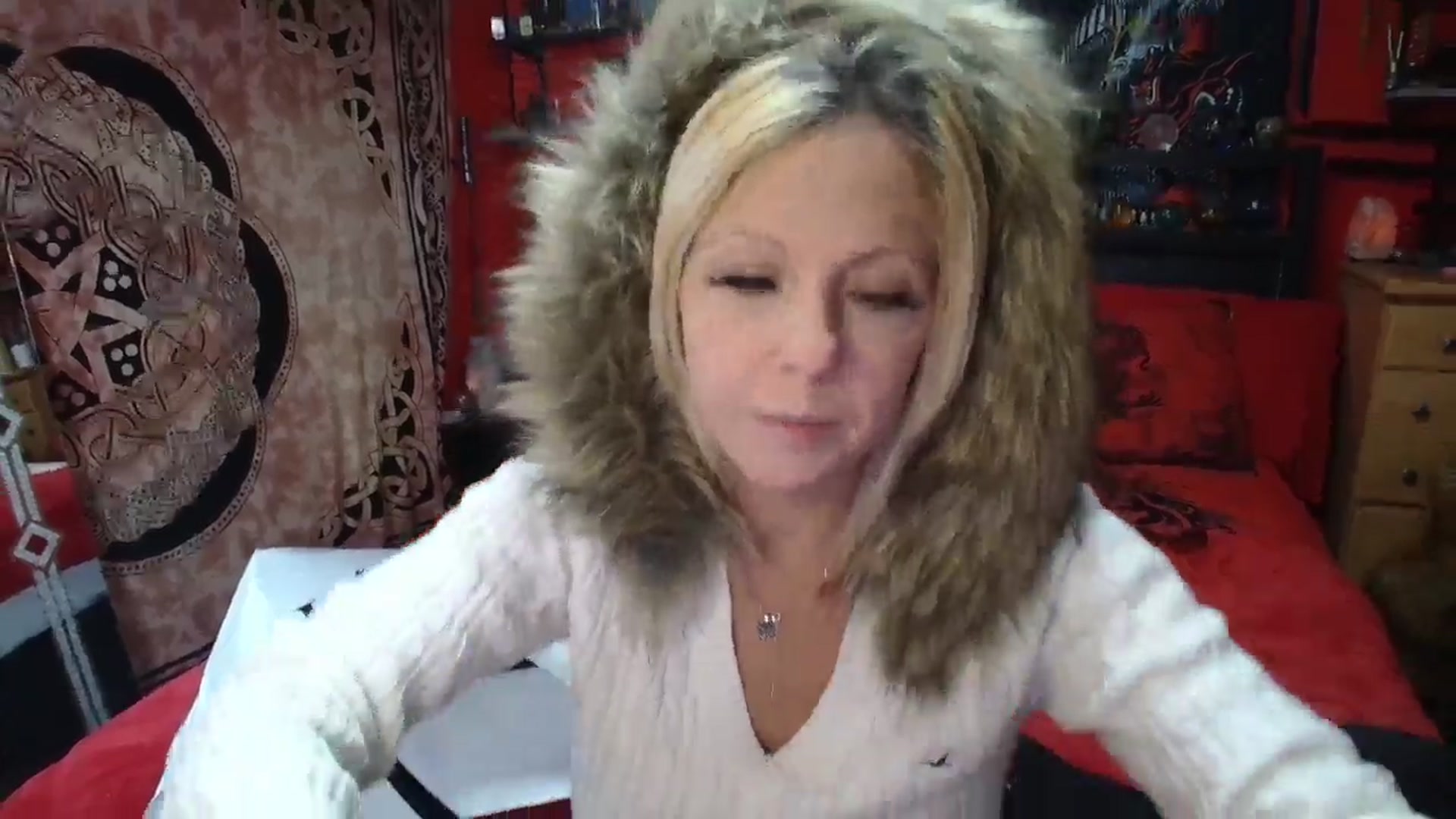 Gallery image thumbnail from HollyHanna's myfreecams stream on, 12/16/2025, 22:44 image 19 of 20