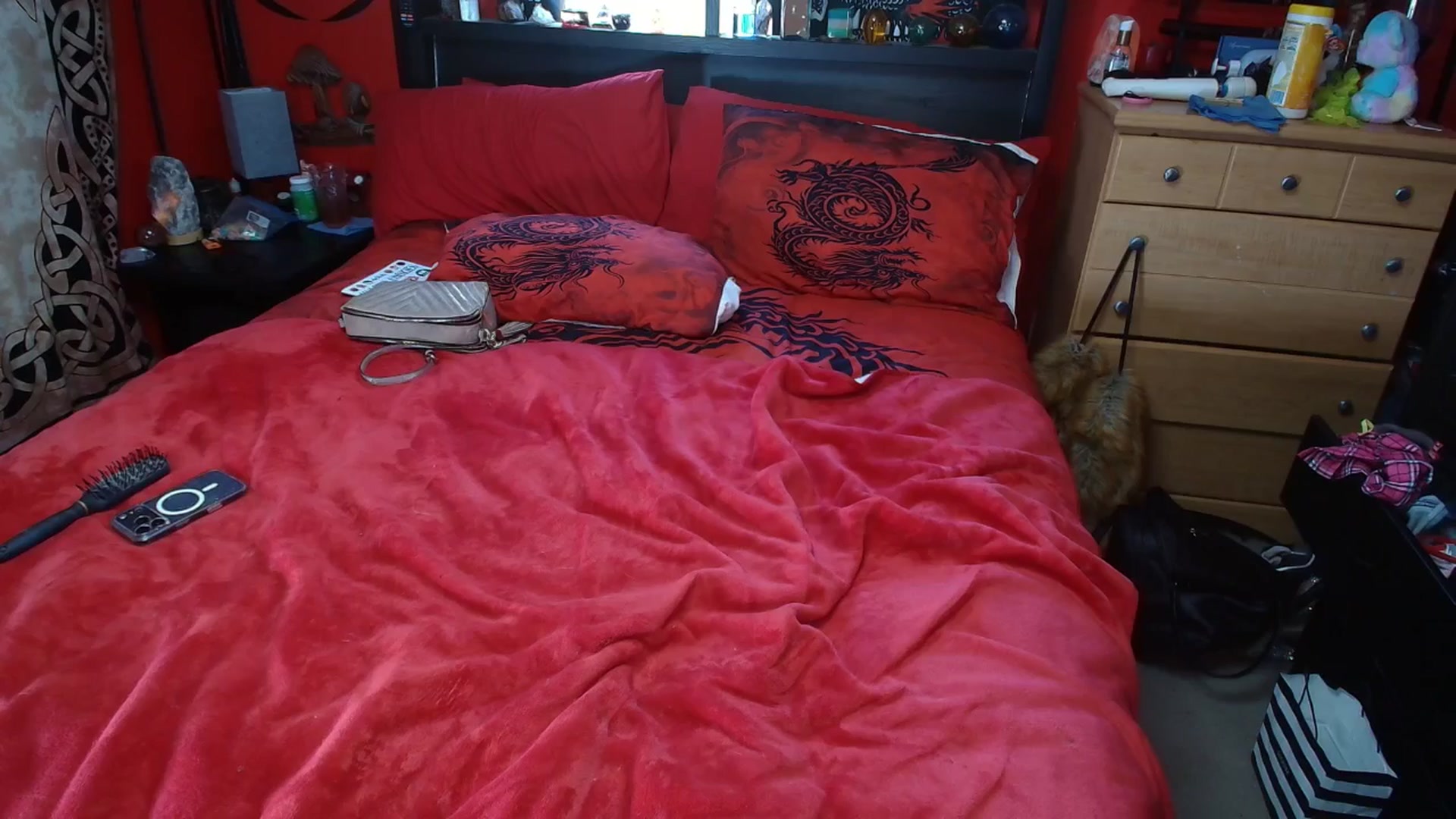 Gallery image thumbnail from HollyHanna's myfreecams stream on, 12/18/2025, 22:12 image 8 of 20