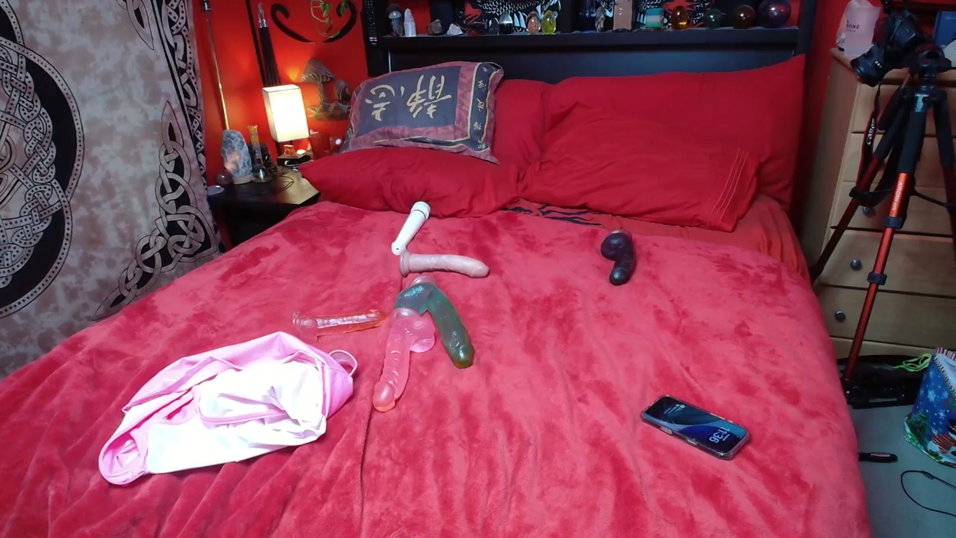 Gallery image thumbnail from HollyHanna's myfreecams stream on, 12/31/2025, 05:38 image 20 of 20