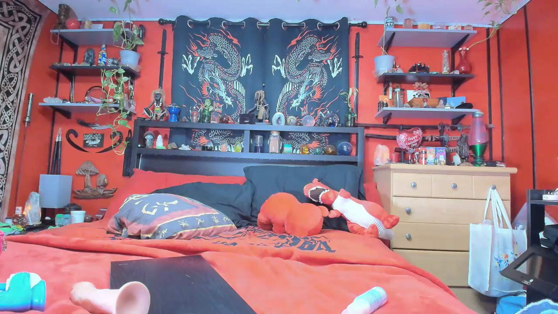 Gallery image thumbnail from HollyHanna's myfreecams stream on, 05/06/2026, 04:24 image 4 of 20