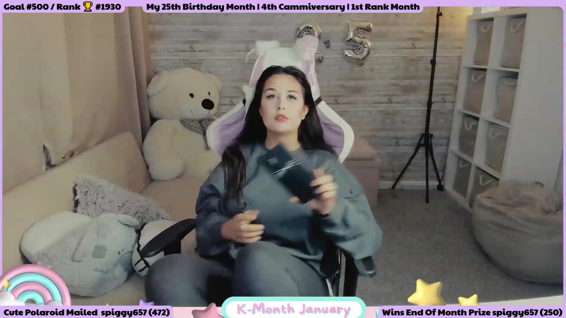 Gallery image thumbnail from HollyKittenn's myfreecams stream on, 01/03/2023, 17:26 image 20 of 20