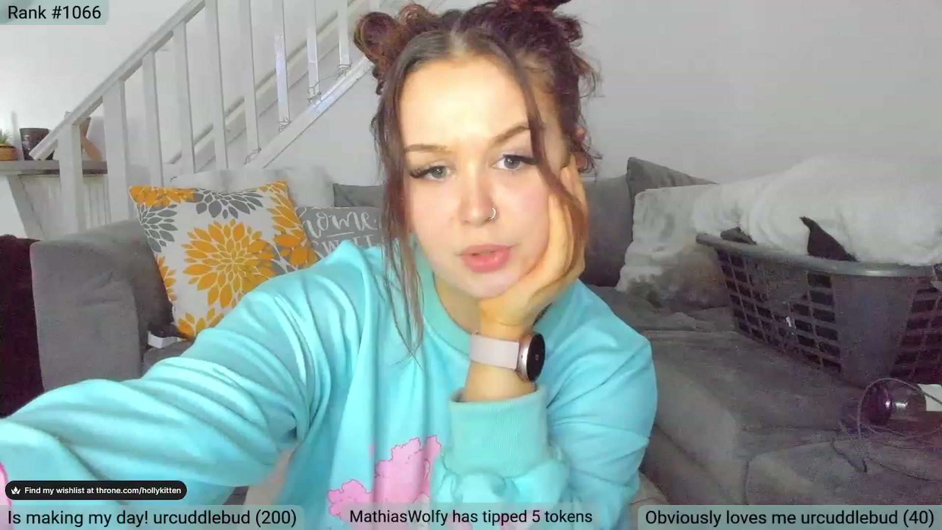 Gallery image thumbnail from HollyKittenn's myfreecams stream on, 05/01/2023, 16:23 image 17 of 20