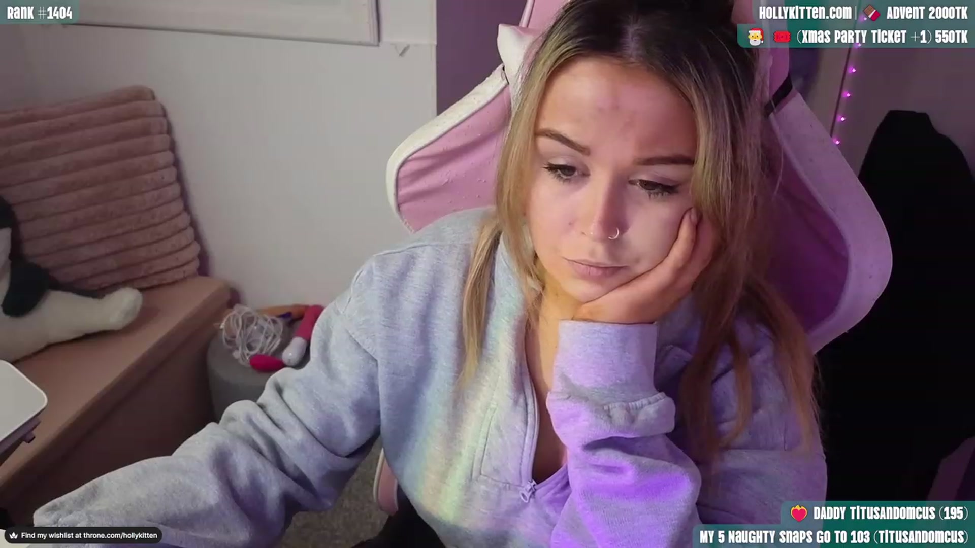 Gallery image thumbnail from HollyKittenn's myfreecams stream on, 11/20/2023, 16:17 image 20 of 20