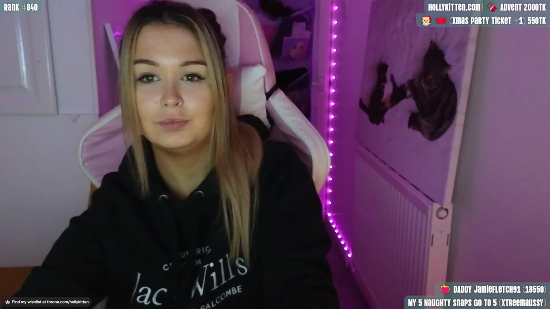 Gallery image thumbnail from HollyKittenn's myfreecams stream on, 11/21/2023, 19:41 image 5 of 20