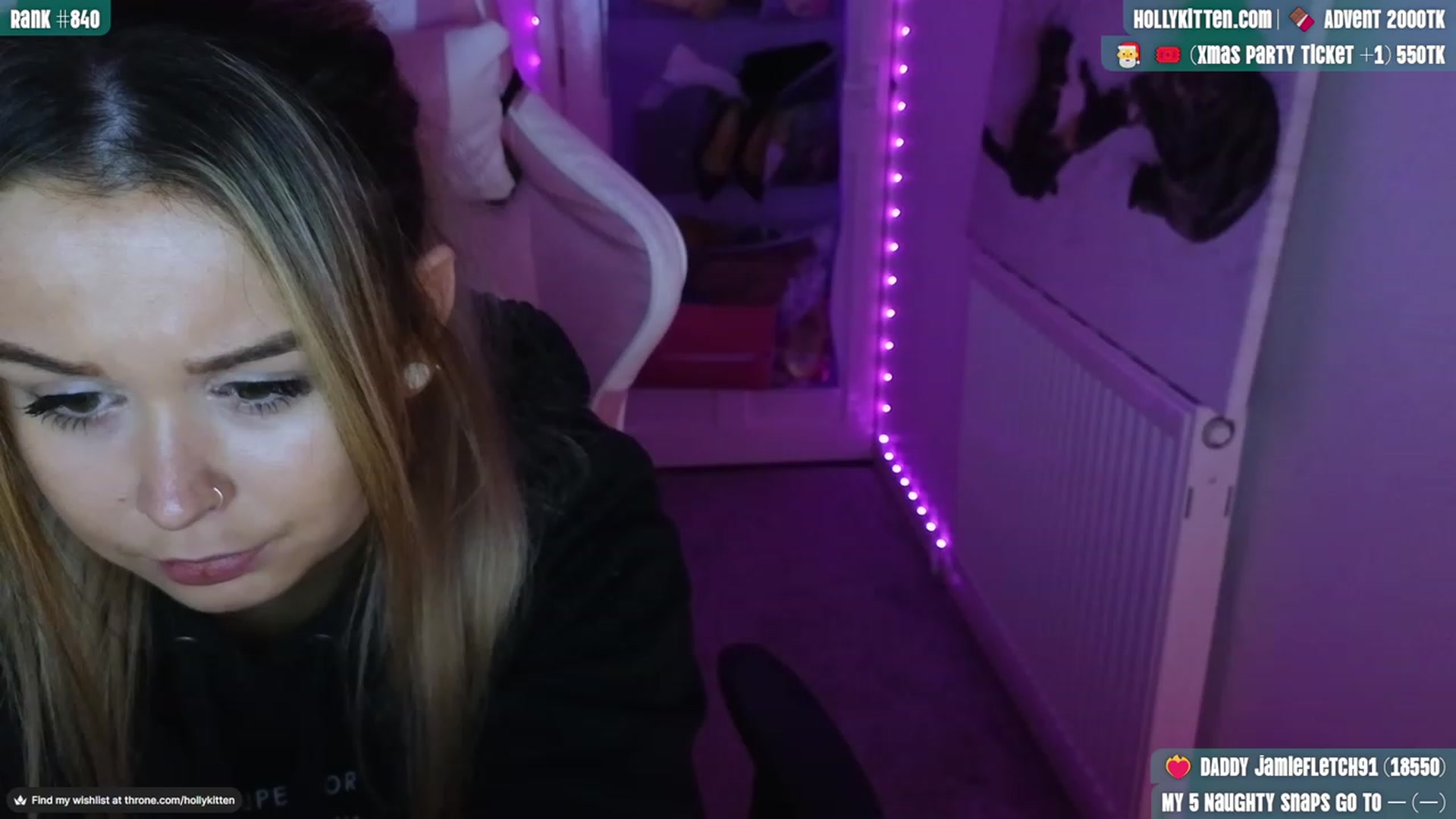 Gallery image thumbnail from HollyKittenn's myfreecams stream on, 11/21/2023, 19:41 image 1 of 20