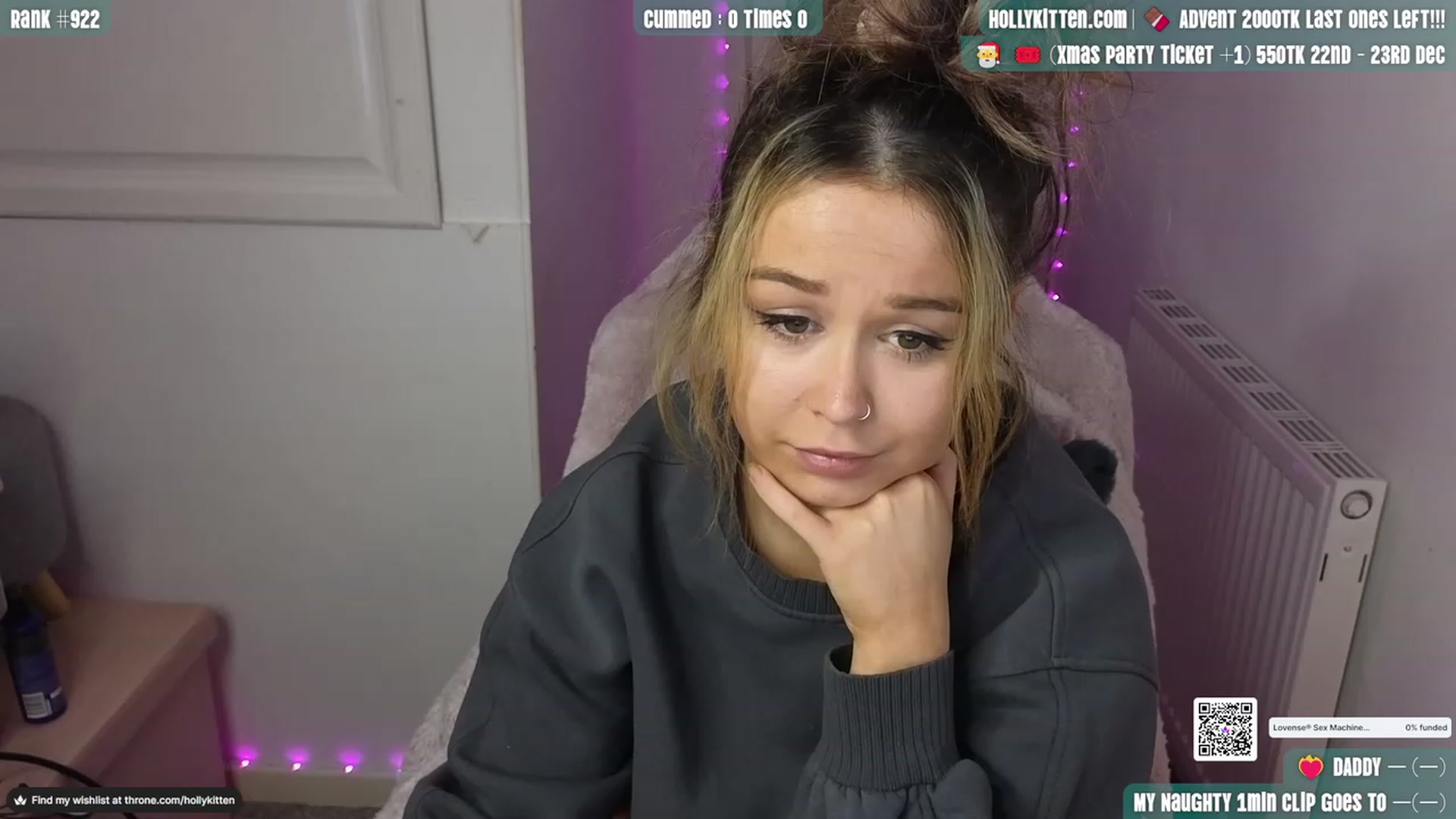 Gallery image thumbnail from HollyKittenn's myfreecams stream on, 11/27/2023, 16:00 image 11 of 20