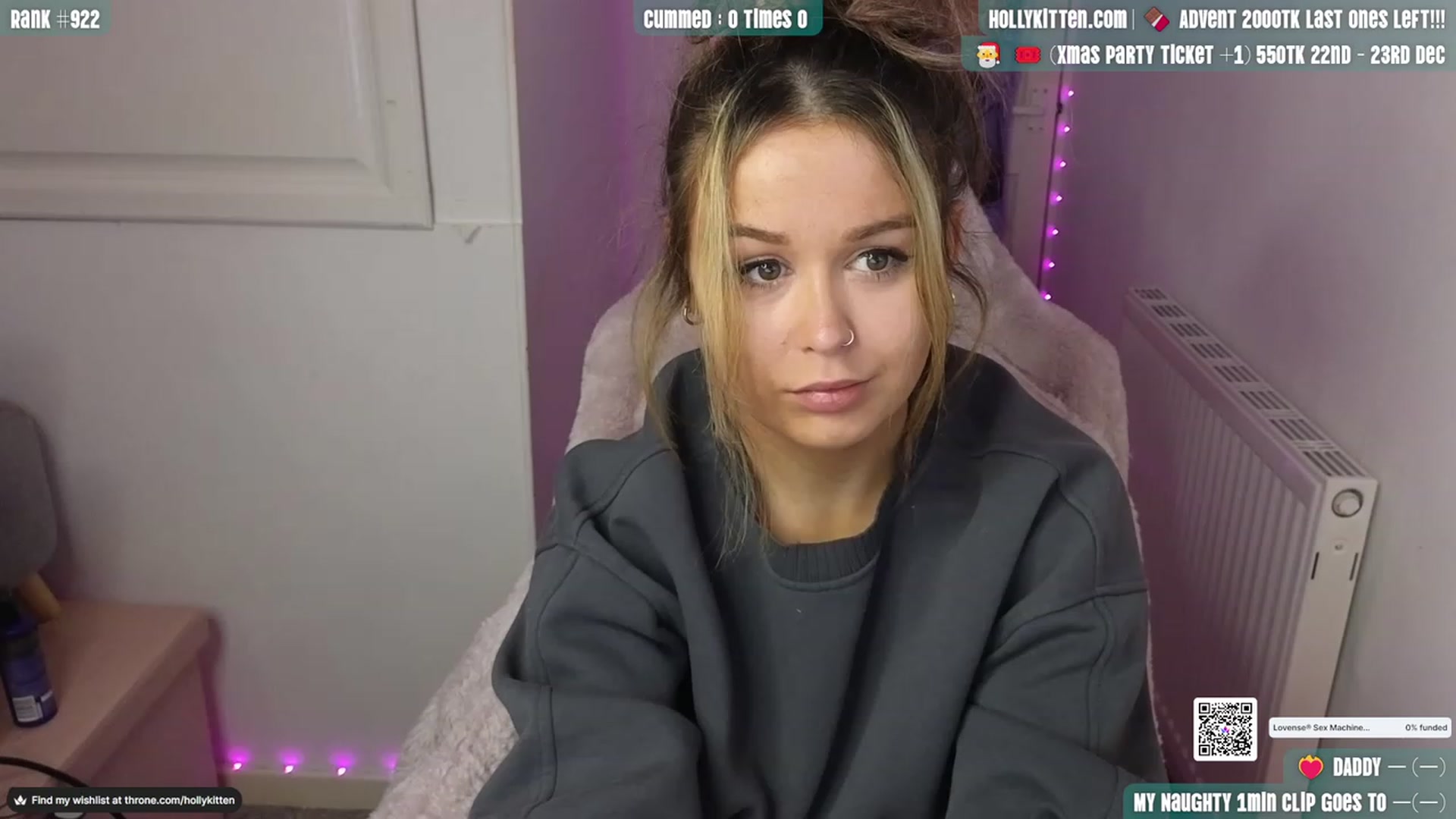 Gallery image thumbnail from HollyKittenn's myfreecams stream on, 11/27/2023, 16:00 image 10 of 20
