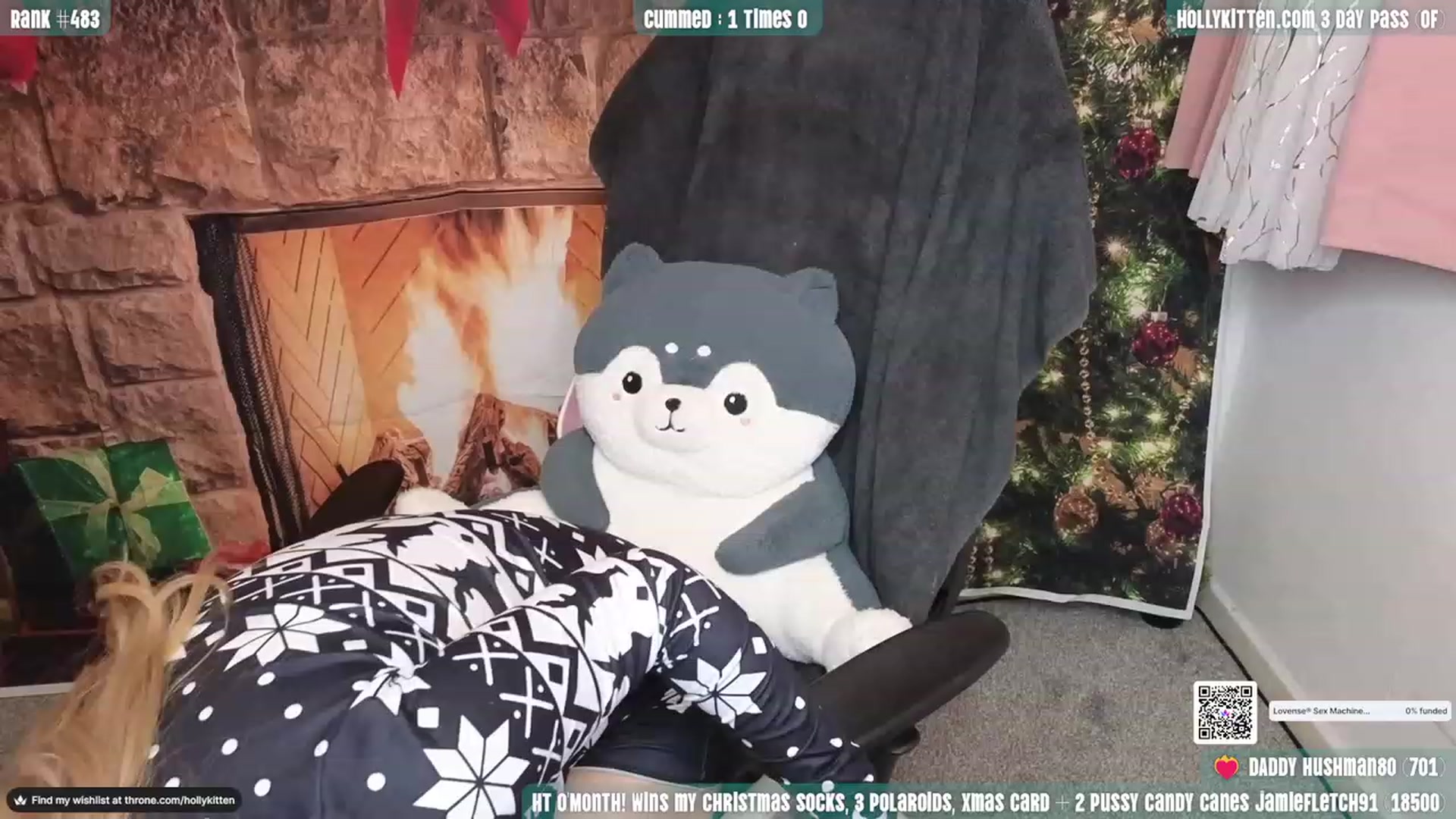 Gallery image thumbnail from HollyKittenn's myfreecams stream on, 12/13/2023, 20:09 image 14 of 20