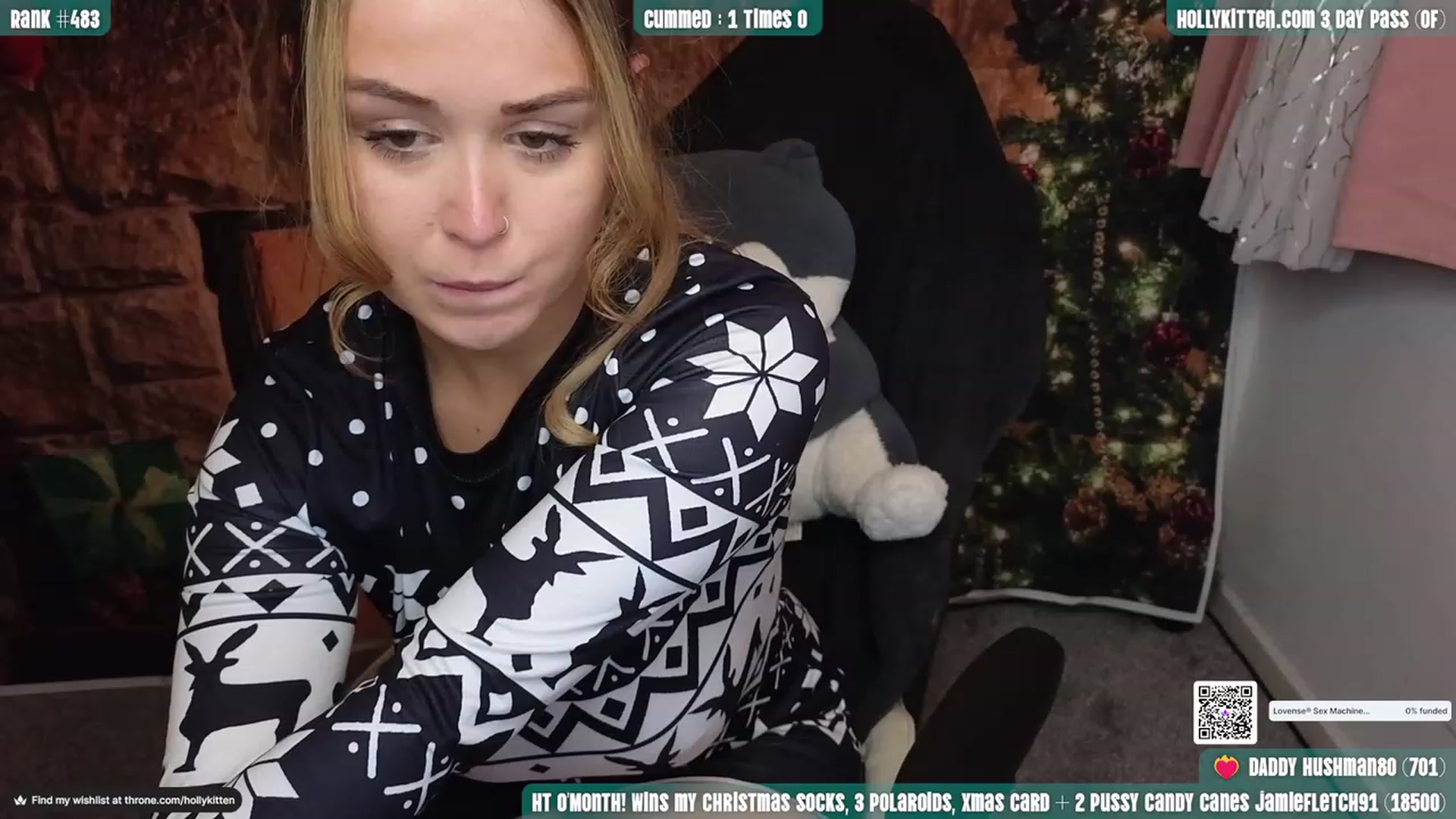 Gallery image thumbnail from HollyKittenn's myfreecams stream on, 12/13/2023, 20:09 image 16 of 20