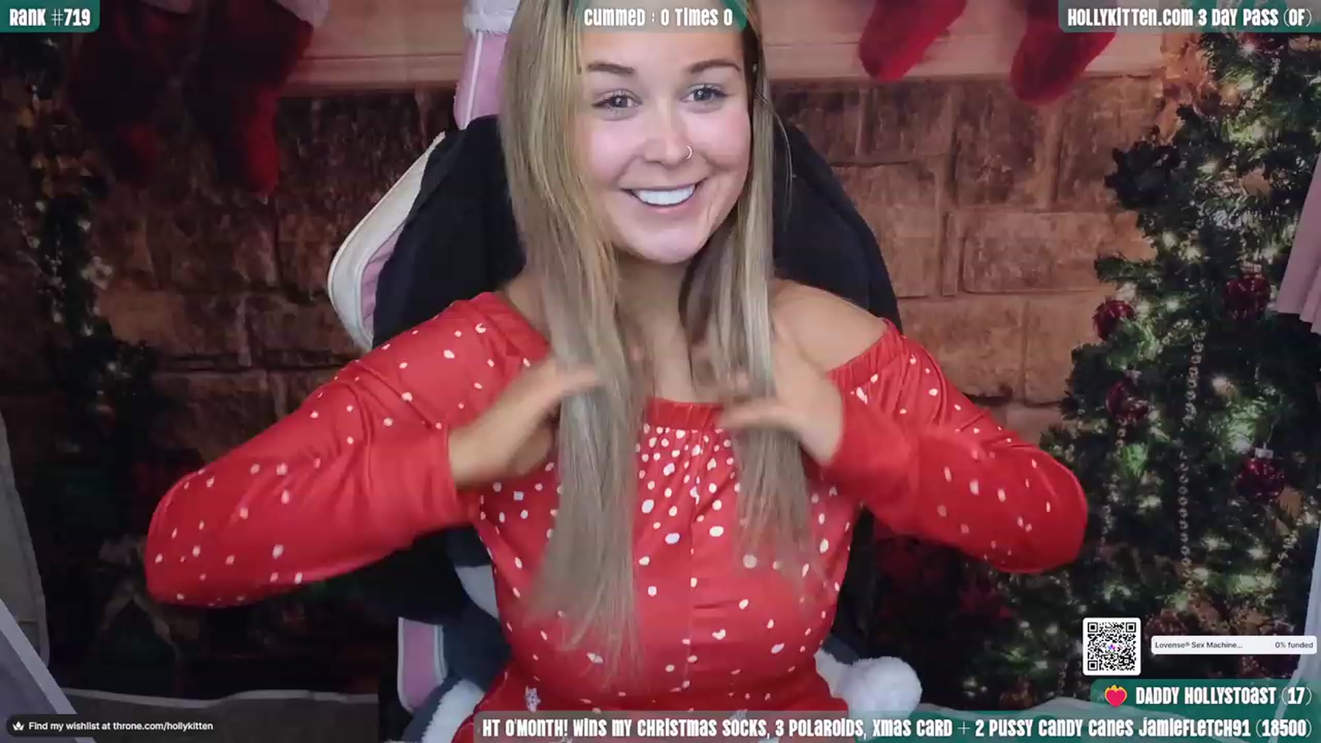 Gallery image thumbnail from HollyKittenn's myfreecams stream on, 12/18/2023, 16:01 image 4 of 20