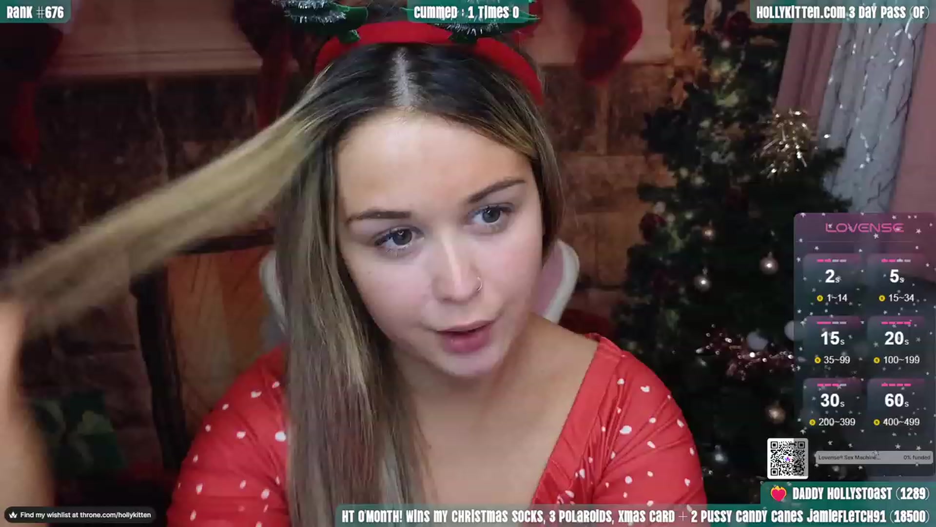 Gallery image thumbnail from HollyKittenn's myfreecams stream on, 12/18/2023, 19:35 image 11 of 20