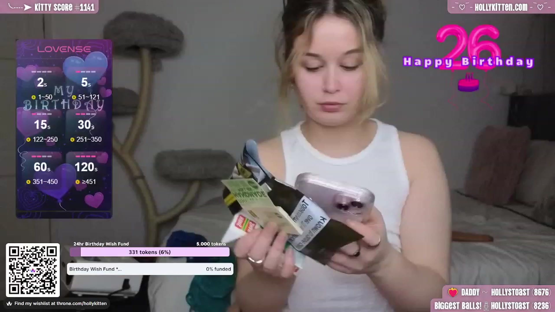 Gallery image thumbnail from HollyKittenn's myfreecams stream on, 01/29/2024, 22:32 image 1 of 20