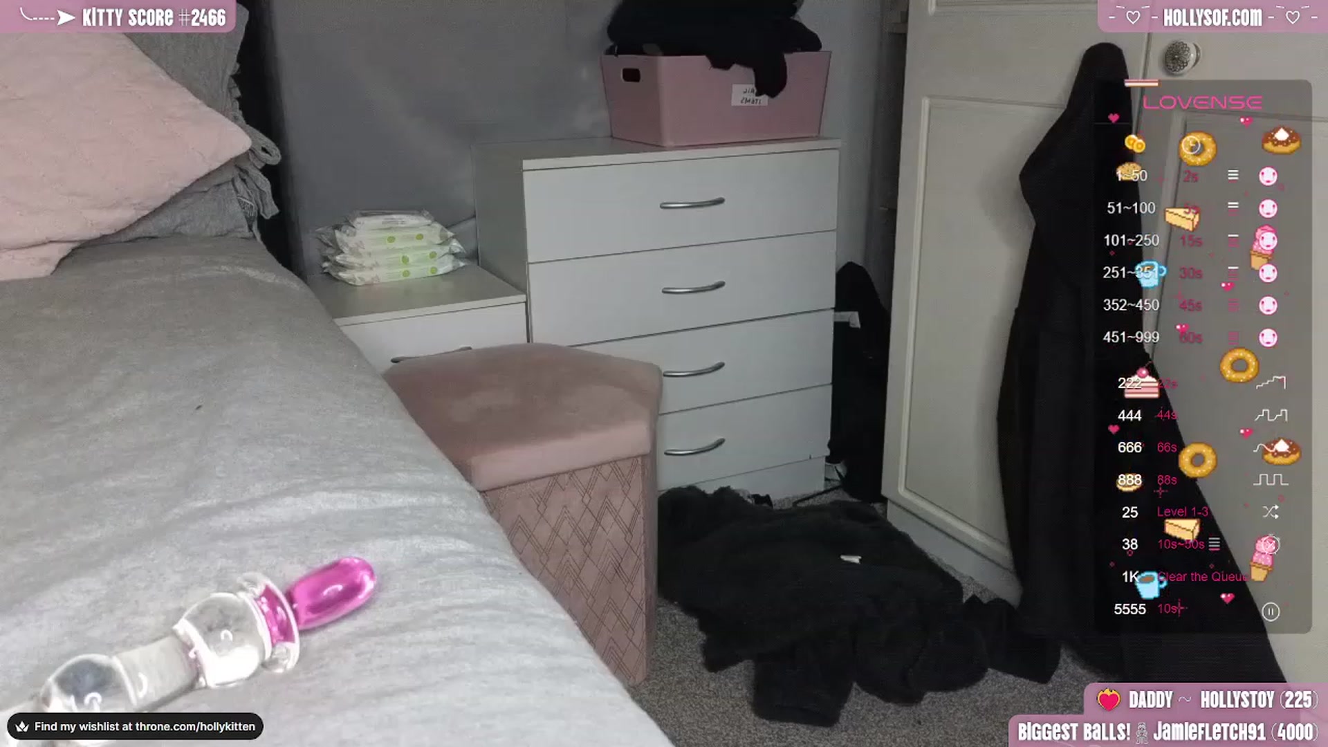 Gallery image thumbnail from HollyKittenn's myfreecams stream on, 02/19/2024, 21:25 image 12 of 20