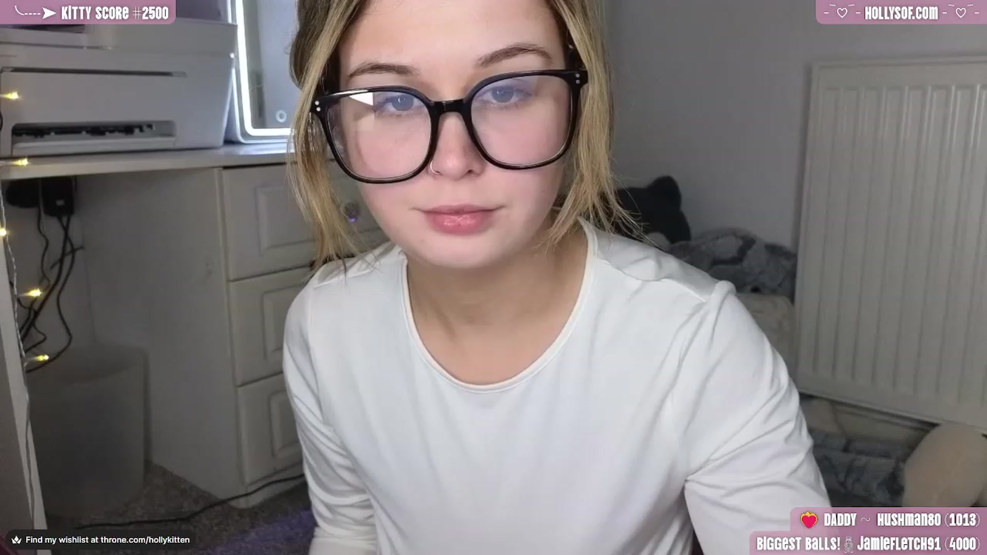 Gallery image thumbnail from HollyKittenn's myfreecams stream on, 02/22/2024, 20:52 image 16 of 20