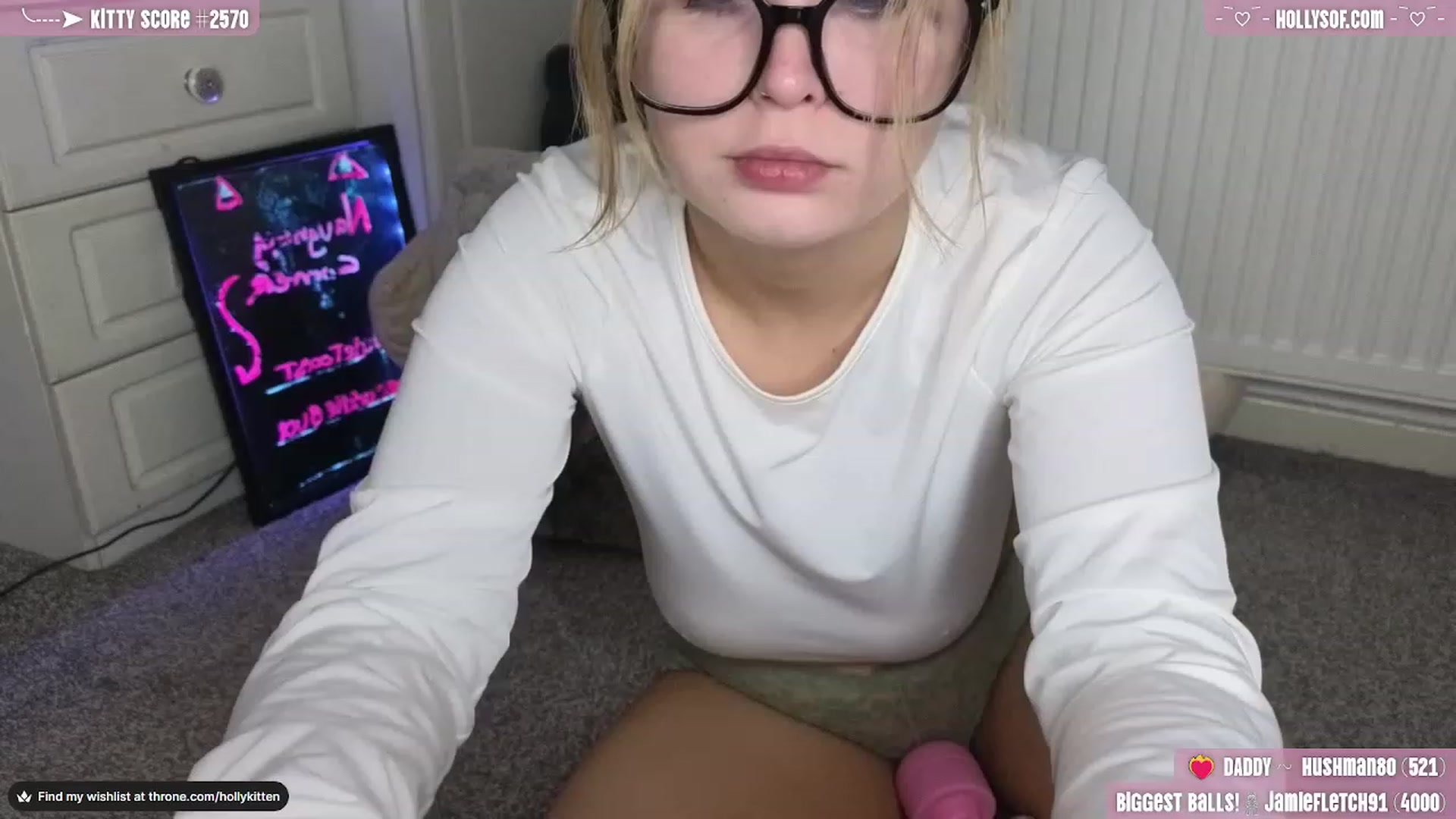 Gallery image thumbnail from HollyKittenn's myfreecams stream on, 02/22/2024, 20:52 image 1 of 20
