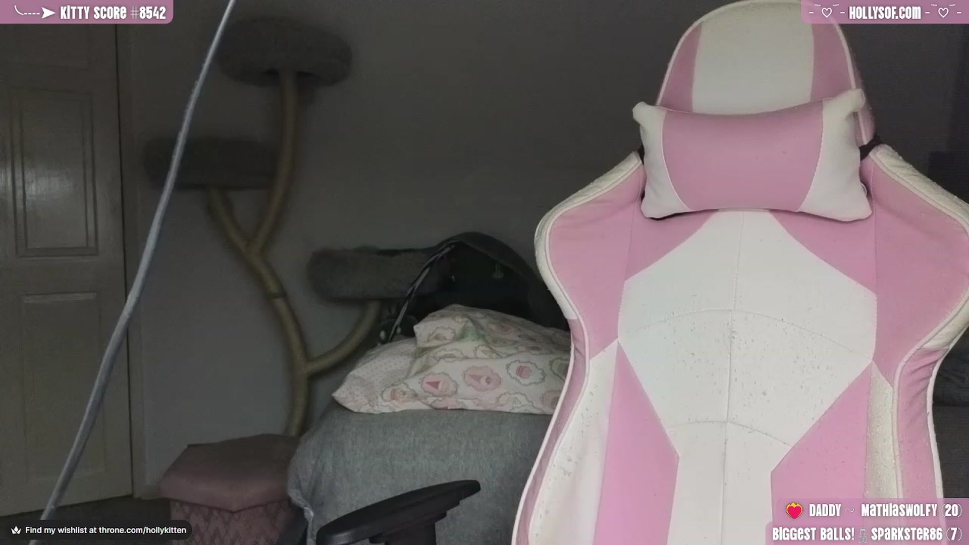 Gallery image thumbnail from HollyKittenn's myfreecams stream on, 03/07/2024, 21:35 image 6 of 20
