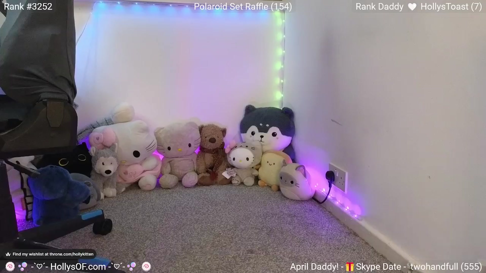 Gallery image thumbnail from HollyKittenn's myfreecams stream on, 04/10/2024, 19:57 image 6 of 20