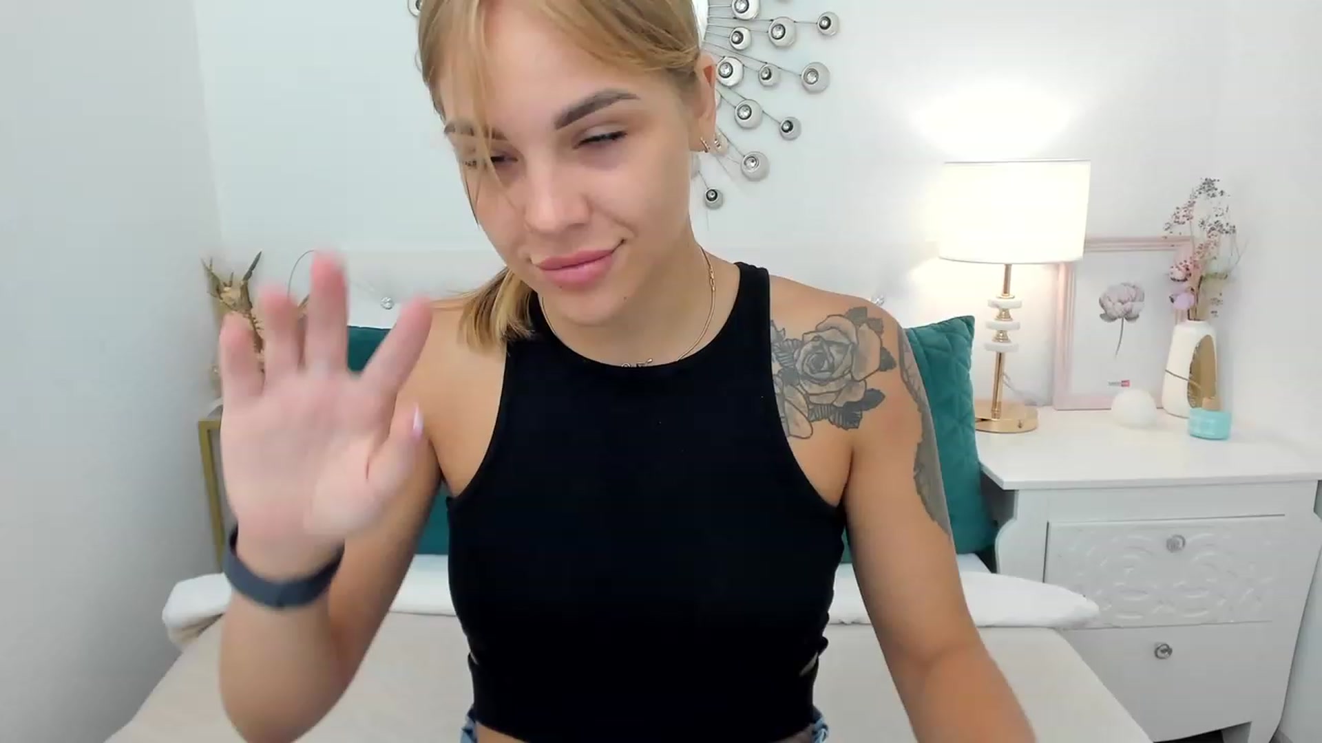 Gallery image thumbnail from HollyMay's myfreecams stream on, 08/07/2023, 12:59 image 17 of 20