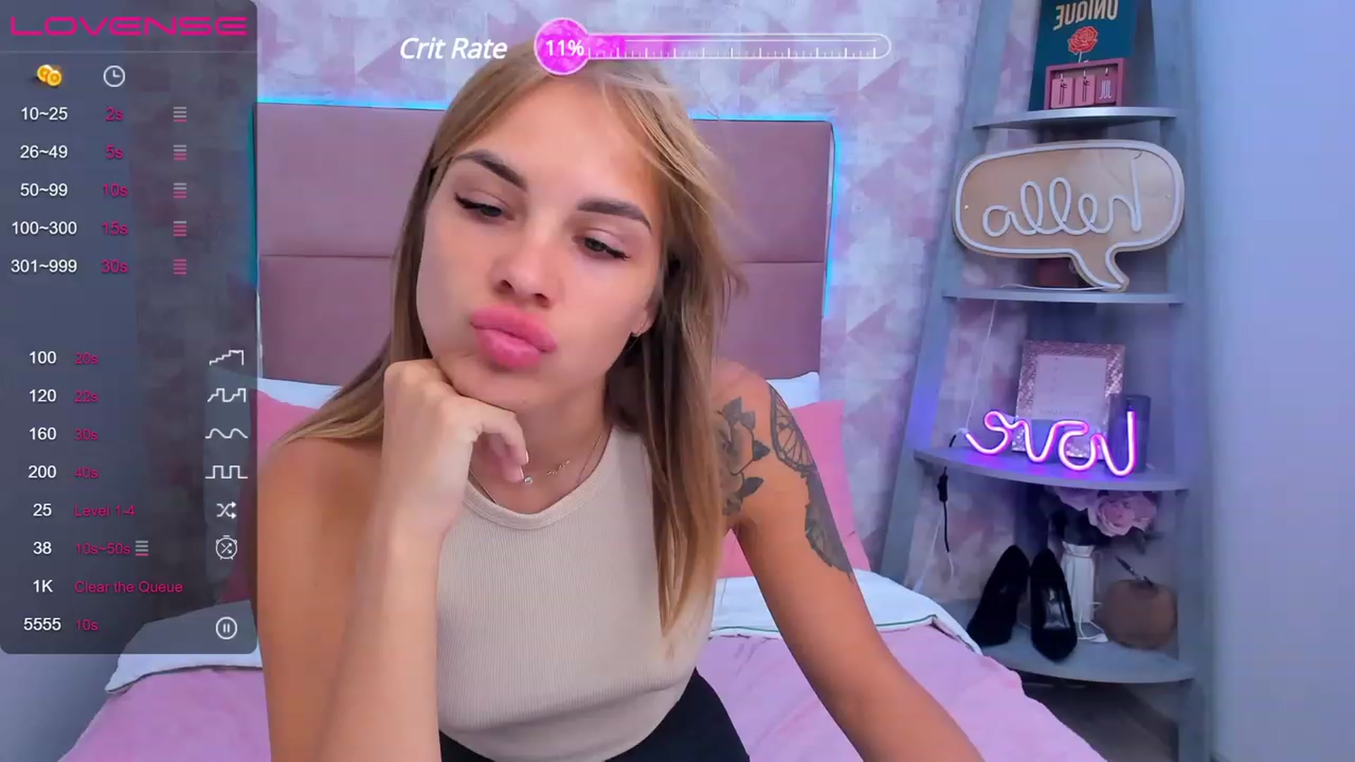 Gallery image thumbnail from HollyMay's myfreecams stream on, 08/08/2023, 16:40 image 9 of 20
