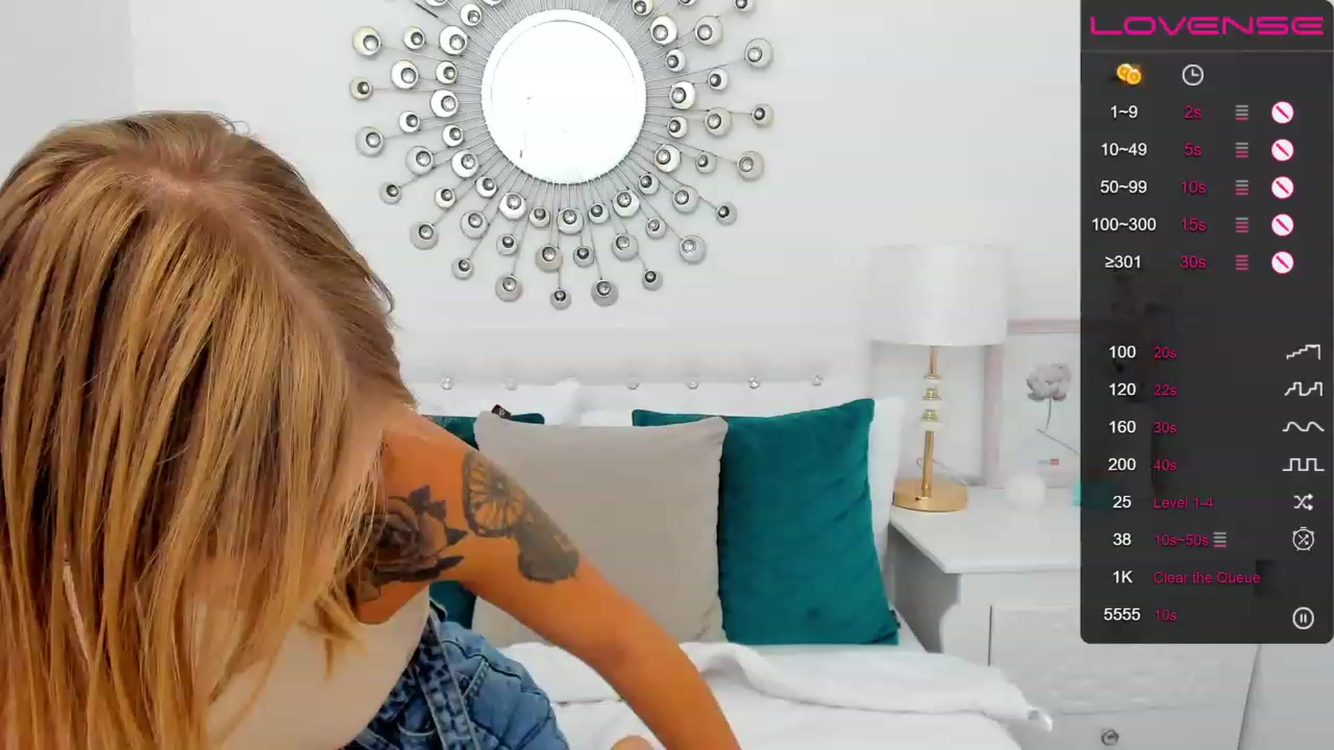 Gallery image thumbnail from HollyMay's myfreecams stream on, 08/11/2023, 14:01 image 4 of 20