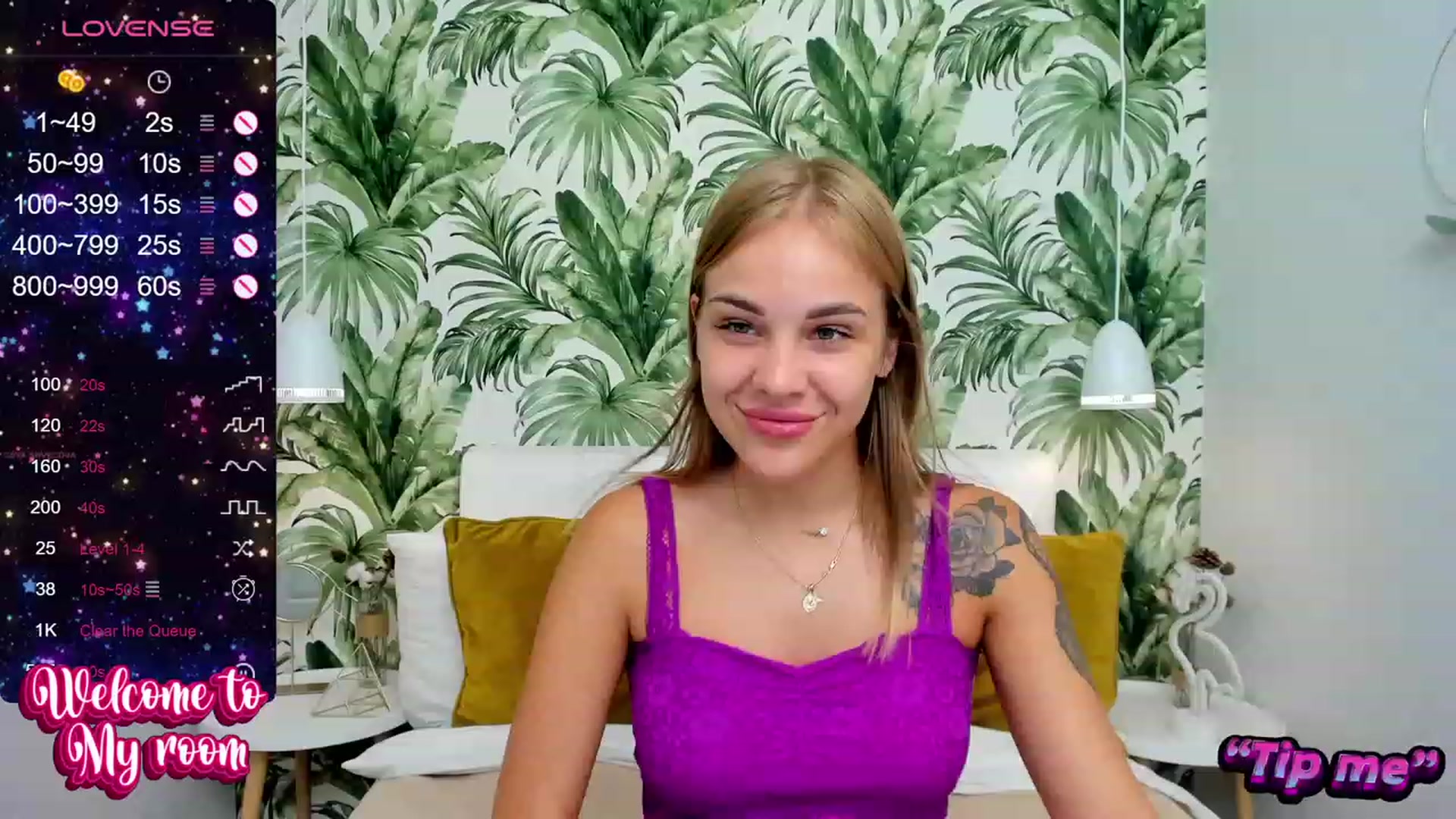 Gallery image thumbnail from HollyMay's myfreecams stream on, 08/19/2023, 11:48 image 11 of 20