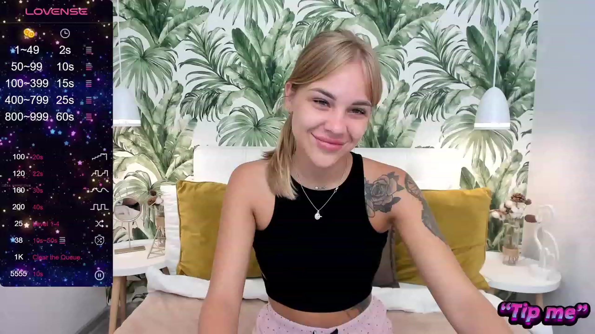 Gallery image thumbnail from HollyMay's myfreecams stream on, 08/21/2023, 09:14 image 2 of 20