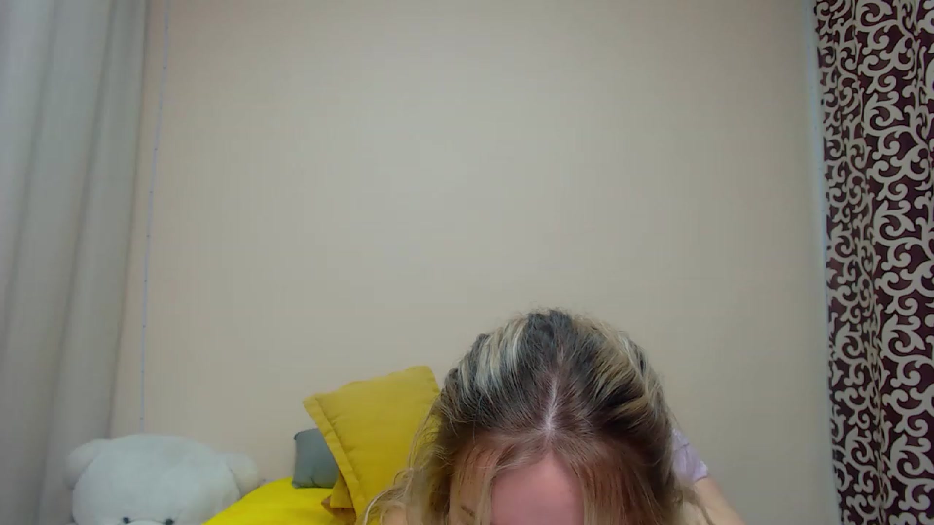 Gallery image thumbnail from HollyMich's myfreecams stream on, 12/29/2022, 08:03 image 19 of 20