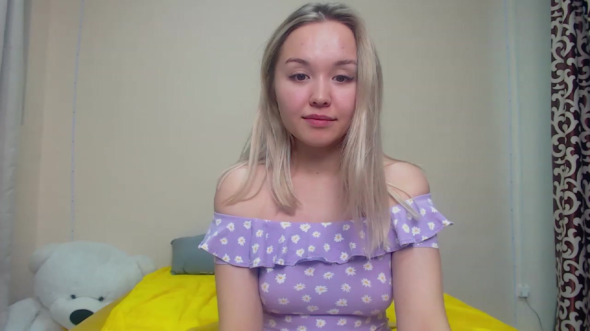 Gallery image thumbnail from HollyMich's myfreecams stream on, 01/05/2023, 07:52 image 4 of 20