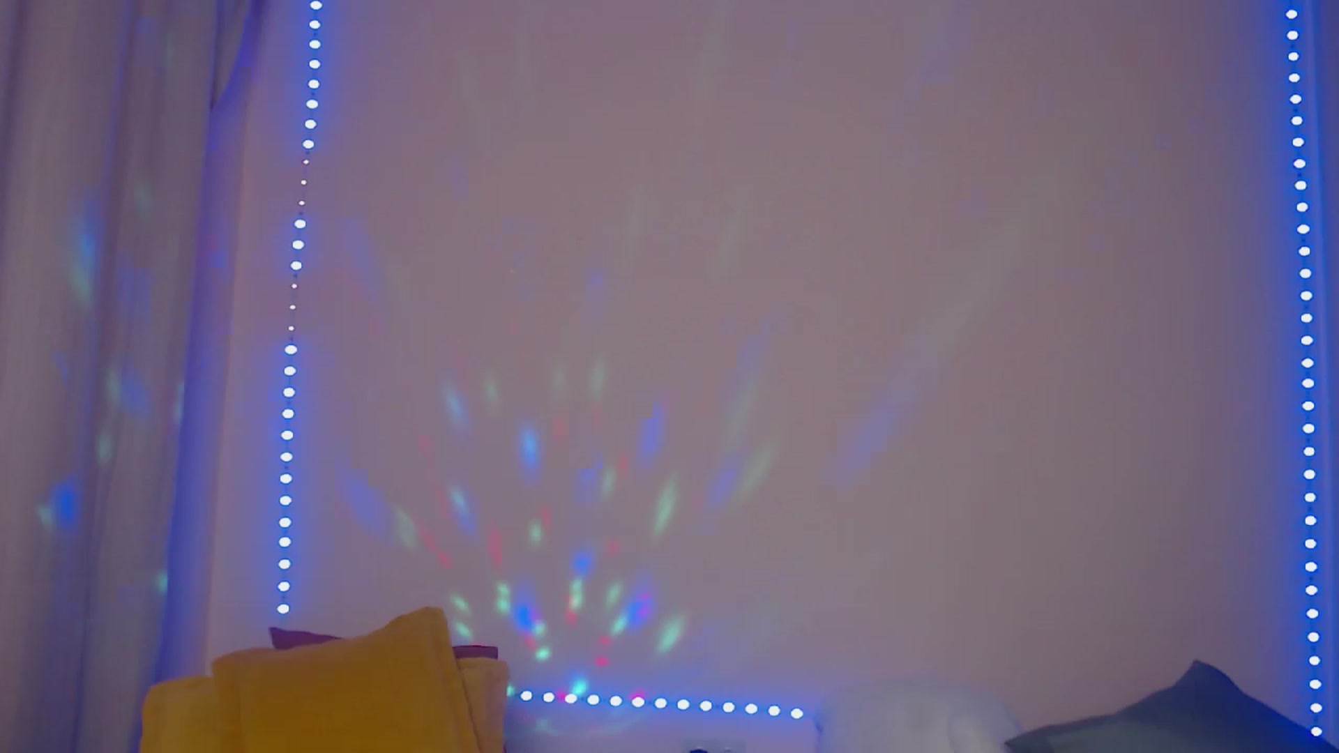 Gallery image thumbnail from HollyMich's myfreecams stream on, 01/30/2023, 03:54 image 12 of 20