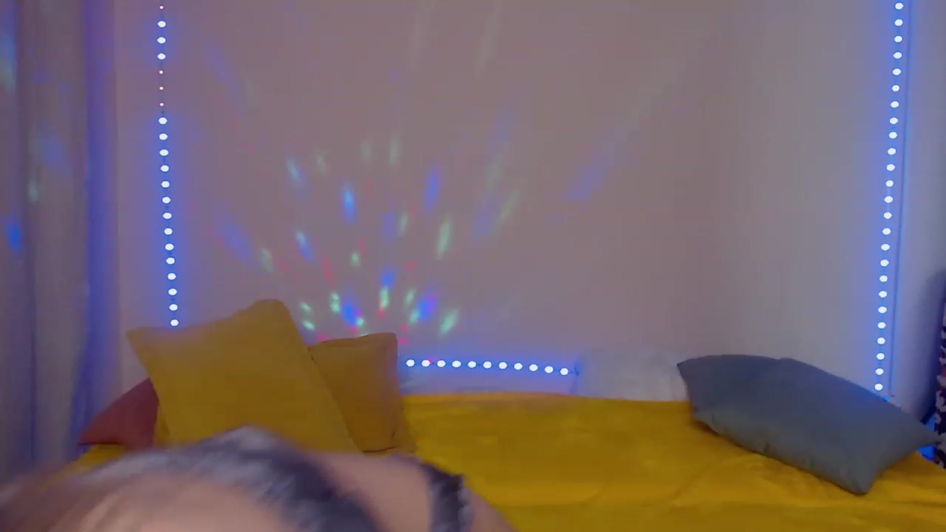 Gallery image thumbnail from HollyMich's myfreecams stream on, 02/11/2023, 09:07 image 4 of 20