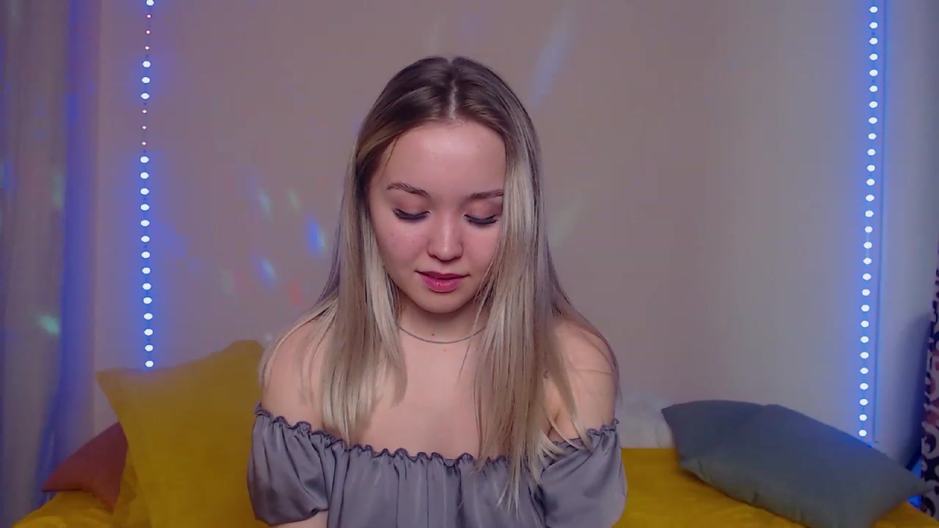 Gallery image thumbnail from HollyMich's myfreecams stream on, 02/11/2023, 09:07 image 18 of 20