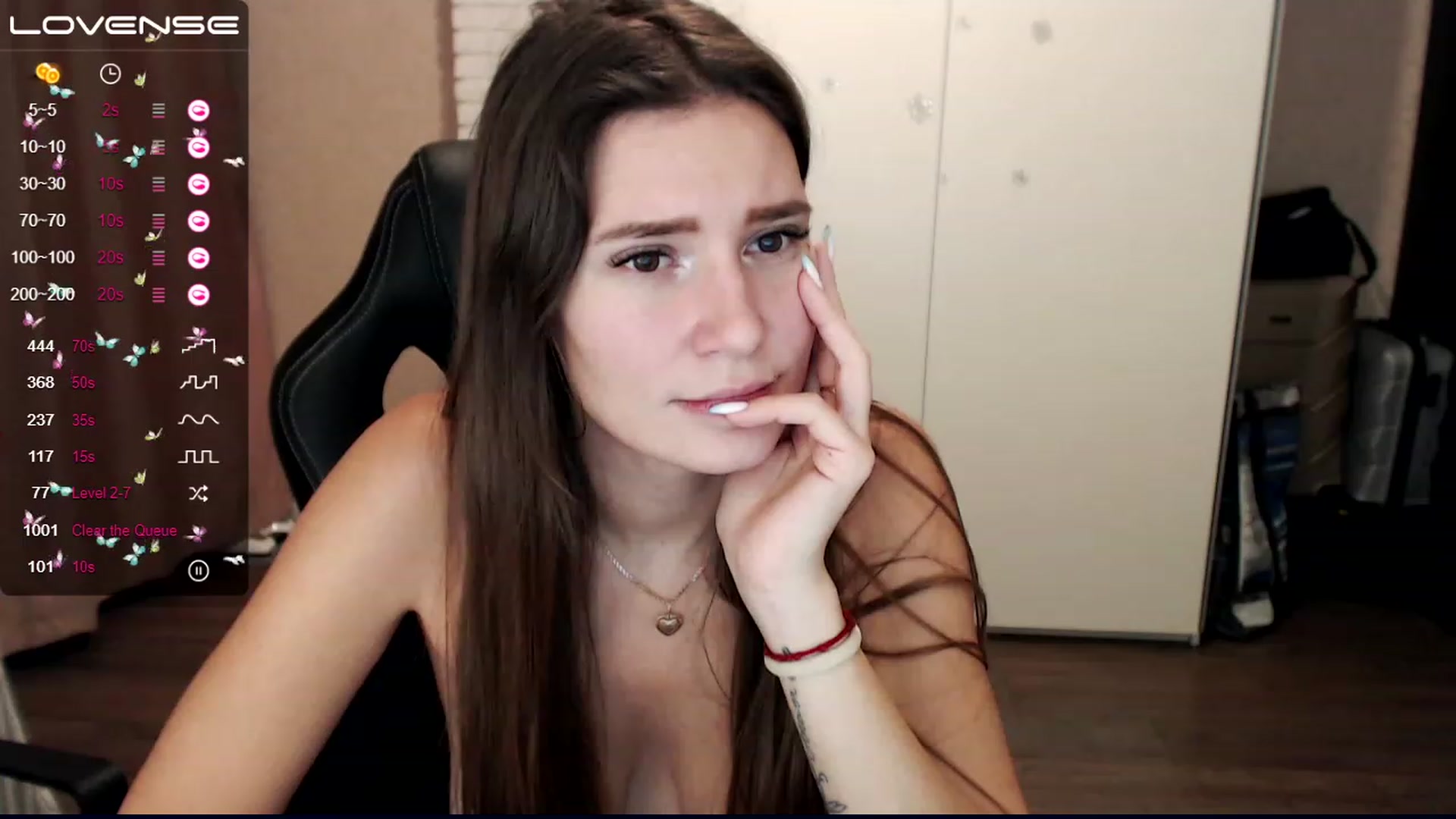 Gallery image thumbnail from HollyMollyy's myfreecams stream on, 11/23/2022, 03:35 image 19 of 20