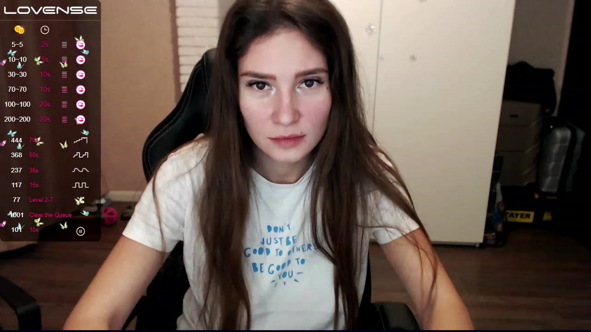 Gallery image thumbnail from HollyMollyy's myfreecams stream on, 12/01/2022, 22:08 image 1 of 20