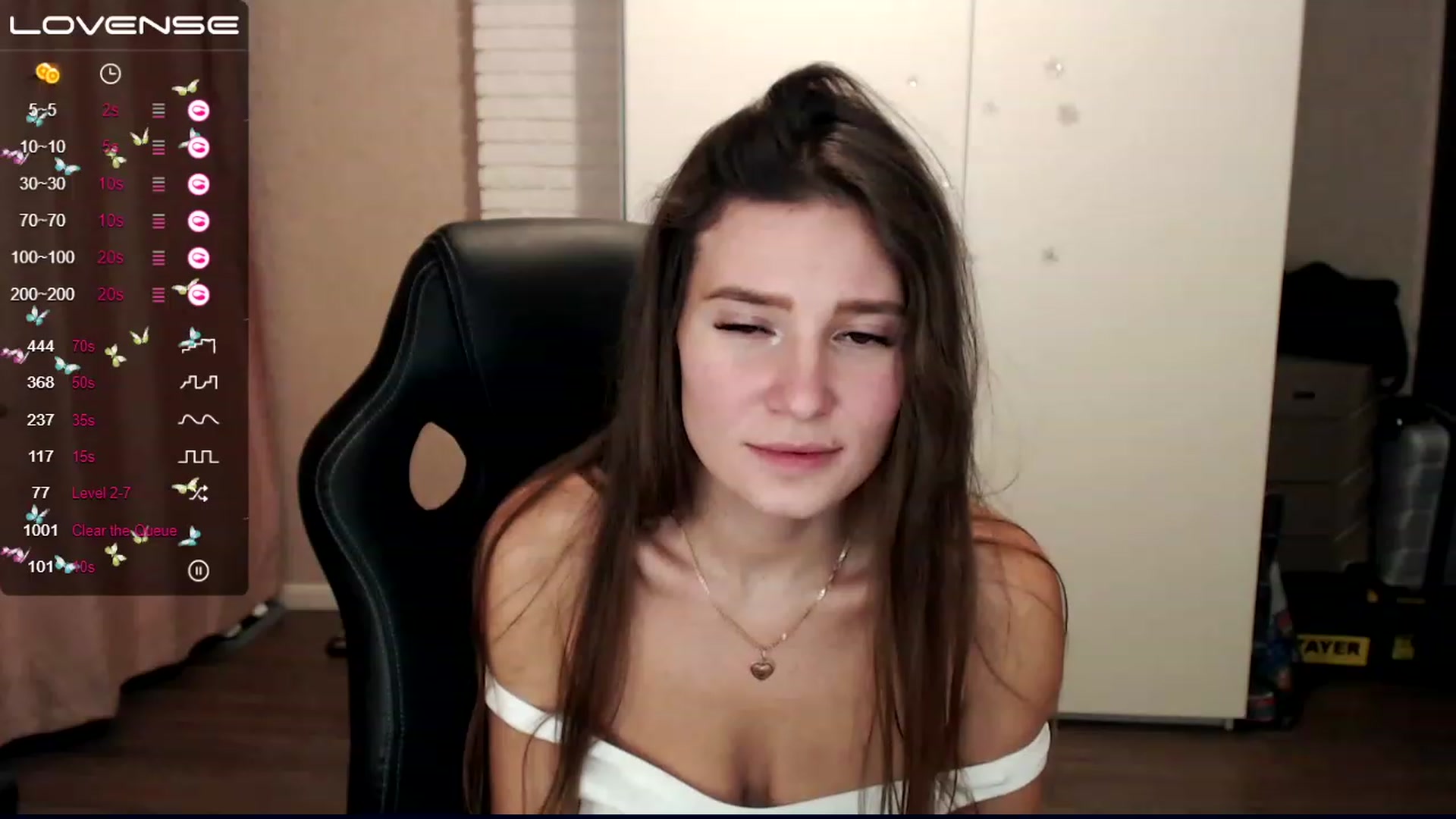 Gallery image thumbnail from HollyMollyy's myfreecams stream on, 12/02/2022, 01:03 image 19 of 20