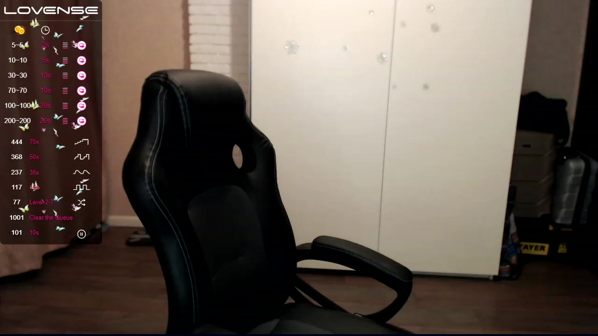 Gallery image thumbnail from HollyMollyy's myfreecams stream on, 12/02/2022, 01:48 image 3 of 20
