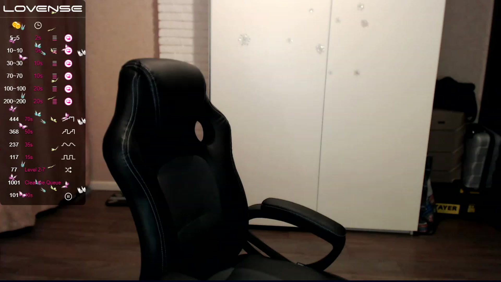 Gallery image thumbnail from HollyMollyy's myfreecams stream on, 12/02/2022, 01:48 image 5 of 20