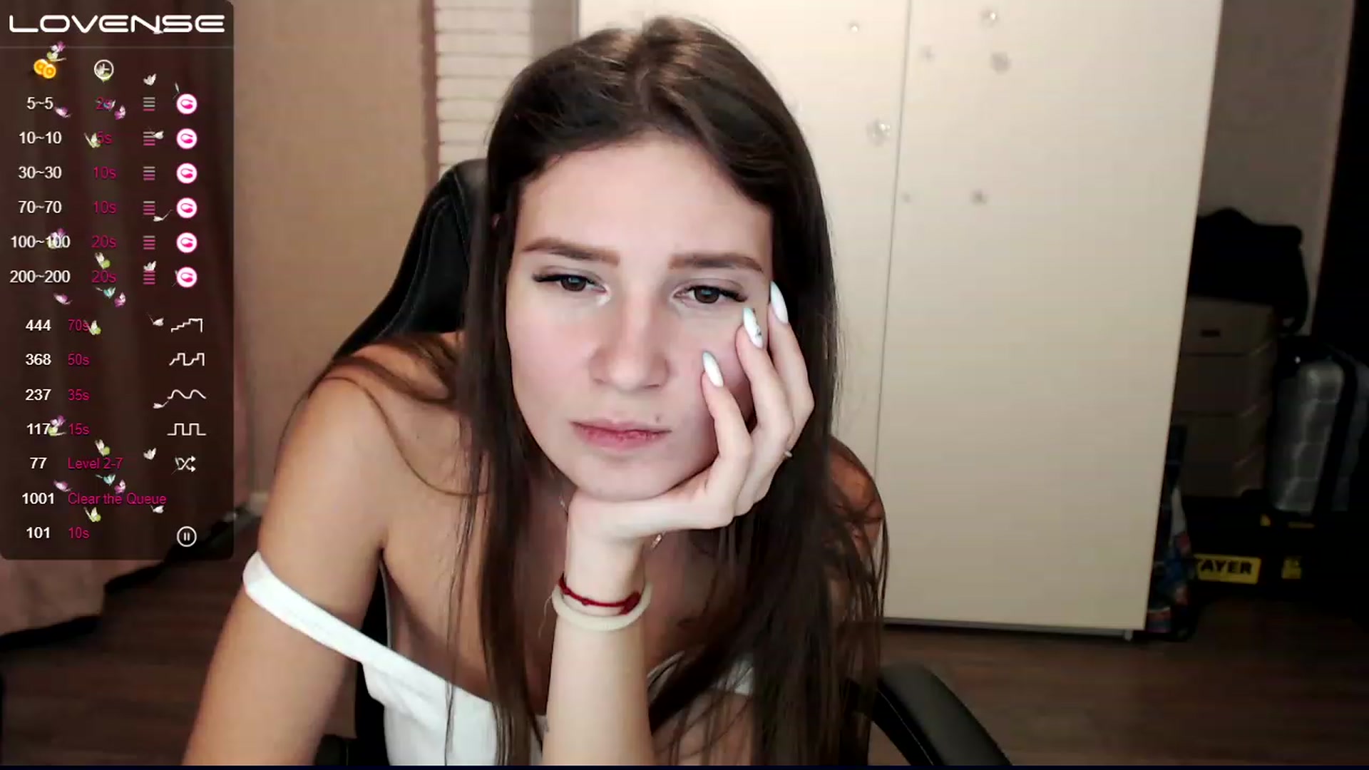 Gallery image thumbnail from HollyMollyy's myfreecams stream on, 12/02/2022, 01:48 image 17 of 20