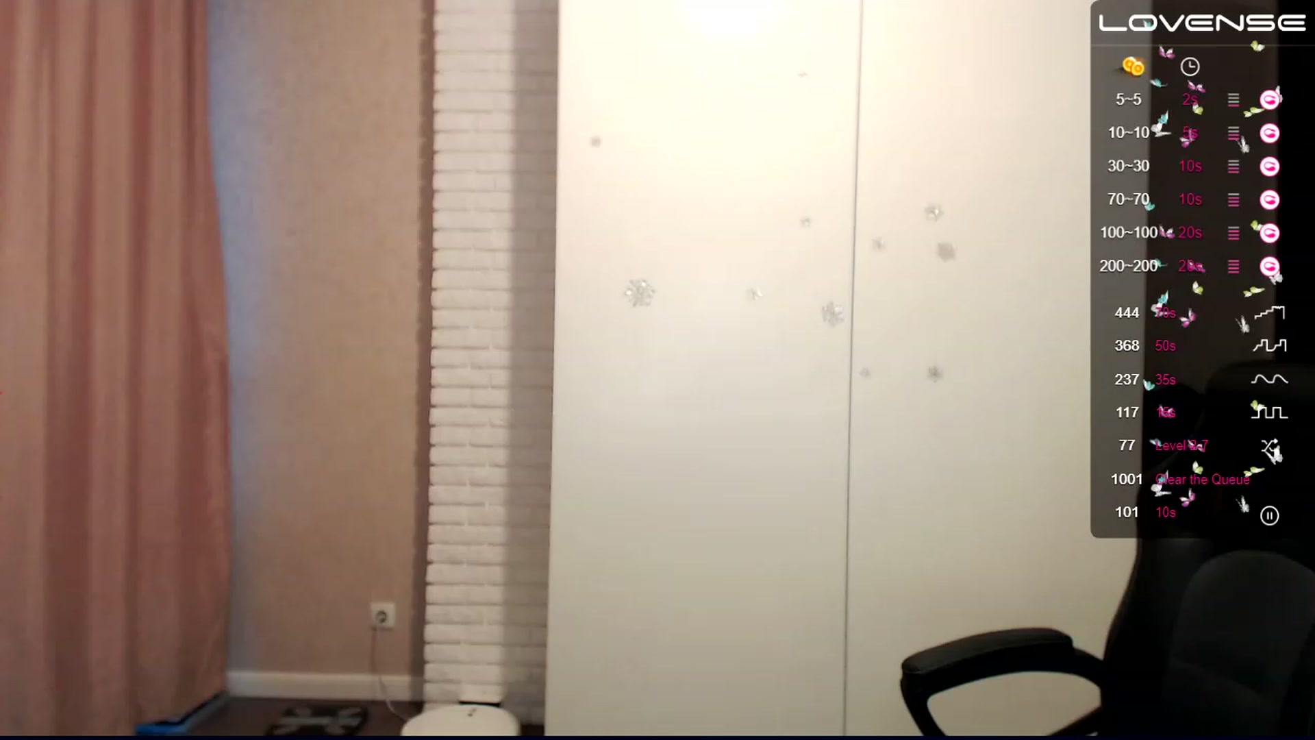 Gallery image thumbnail from HollyMollyy's myfreecams stream on, 12/04/2022, 13:13 image 12 of 20
