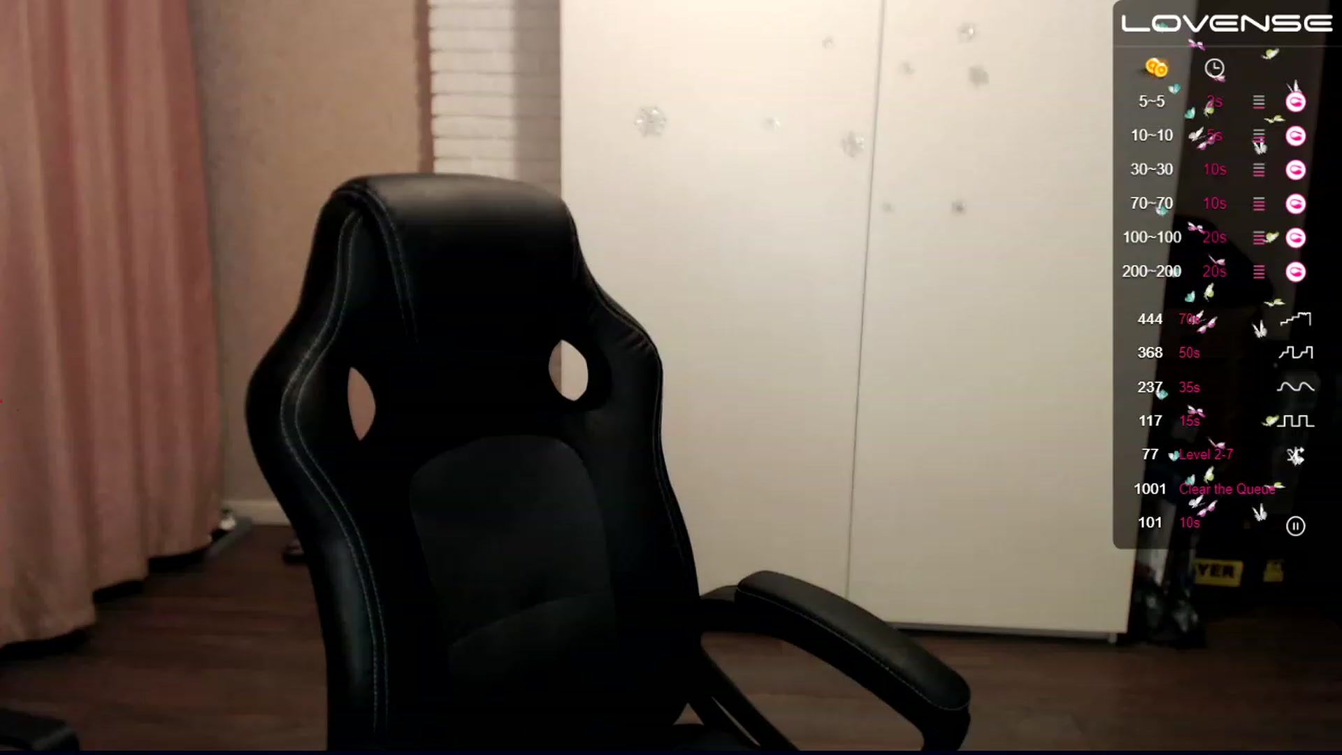 Gallery image thumbnail from HollyMollyy's myfreecams stream on, 12/05/2022, 18:11 image 11 of 20