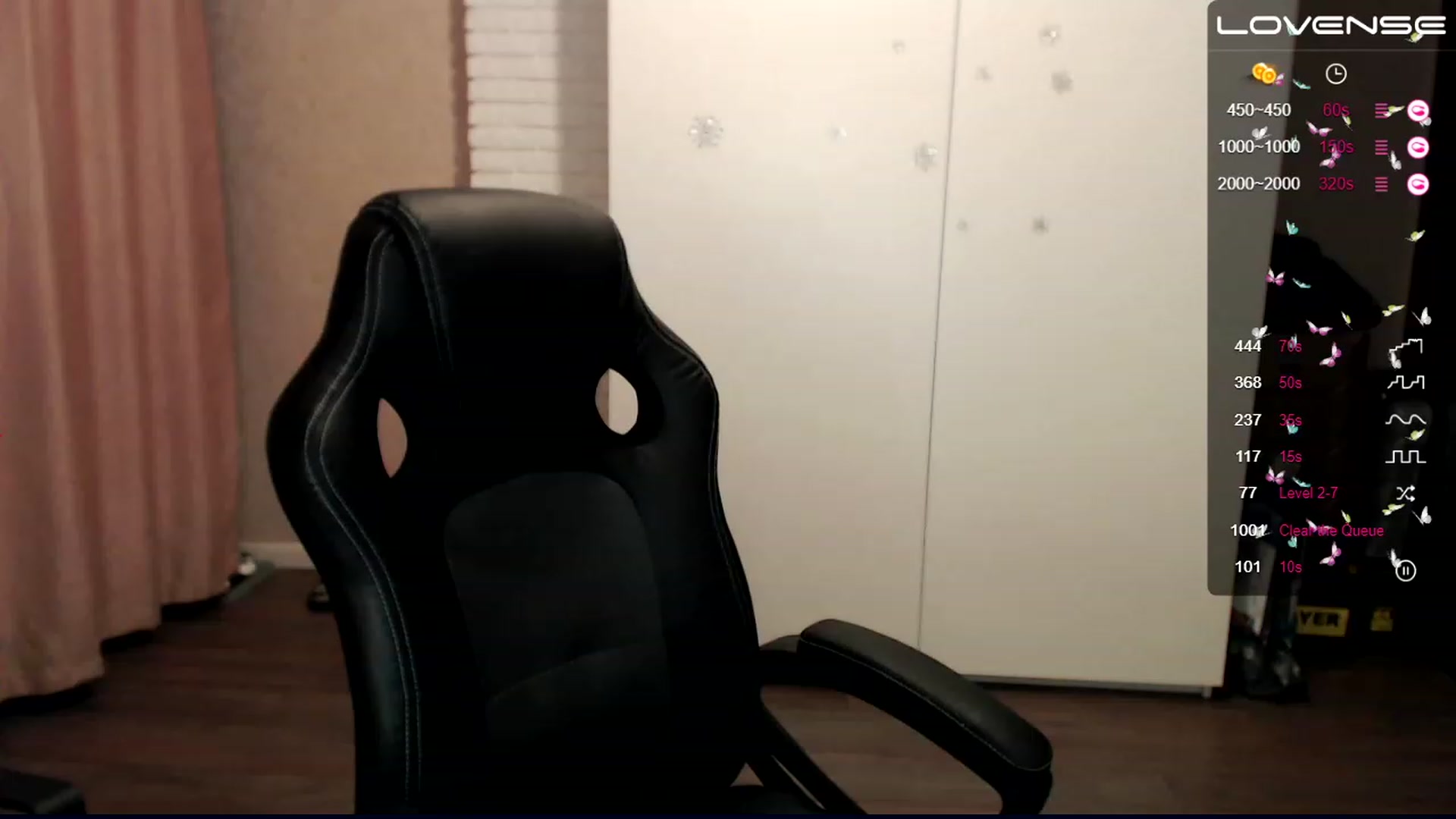 Gallery image thumbnail from HollyMollyy's myfreecams stream on, 12/05/2022, 18:11 image 9 of 20